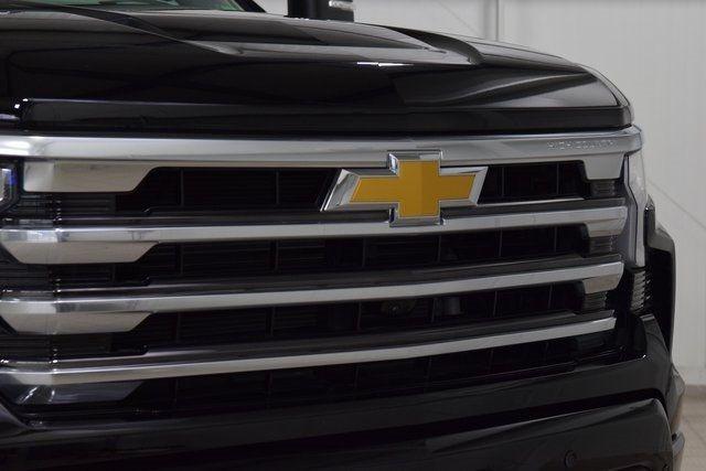 2024 Chevrolet Silverado 1500 High Country - 5