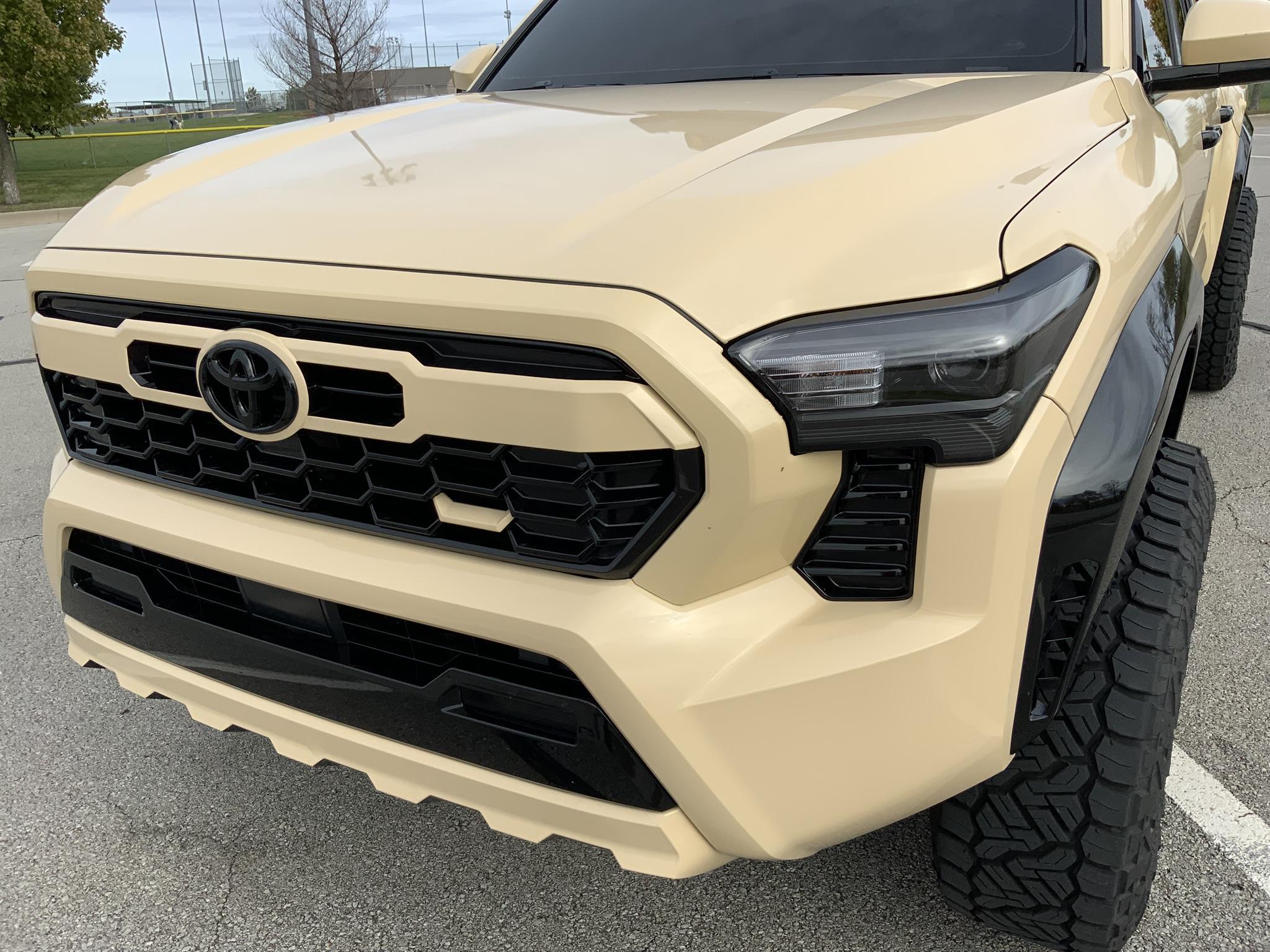2024 Toyota Tacoma TRD Off-Road
