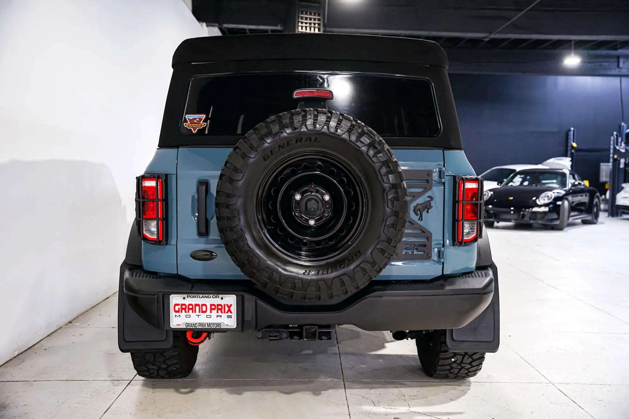 2022 Ford Bronco Black Diamond - 4