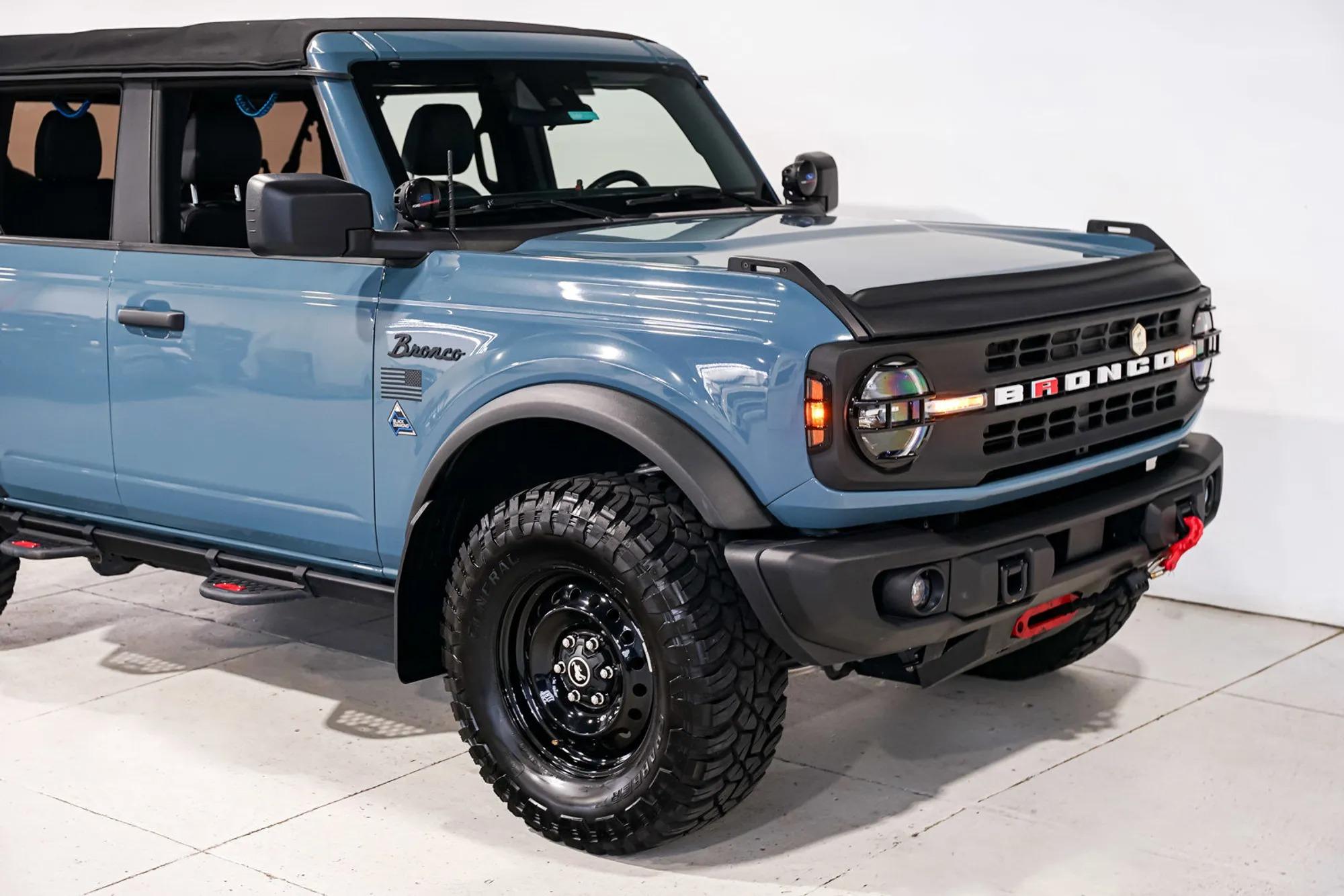 2022 Ford Bronco Black Diamond