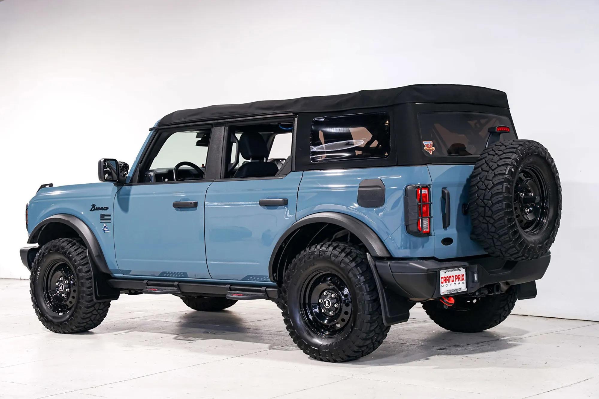 2022 Ford Bronco Black Diamond