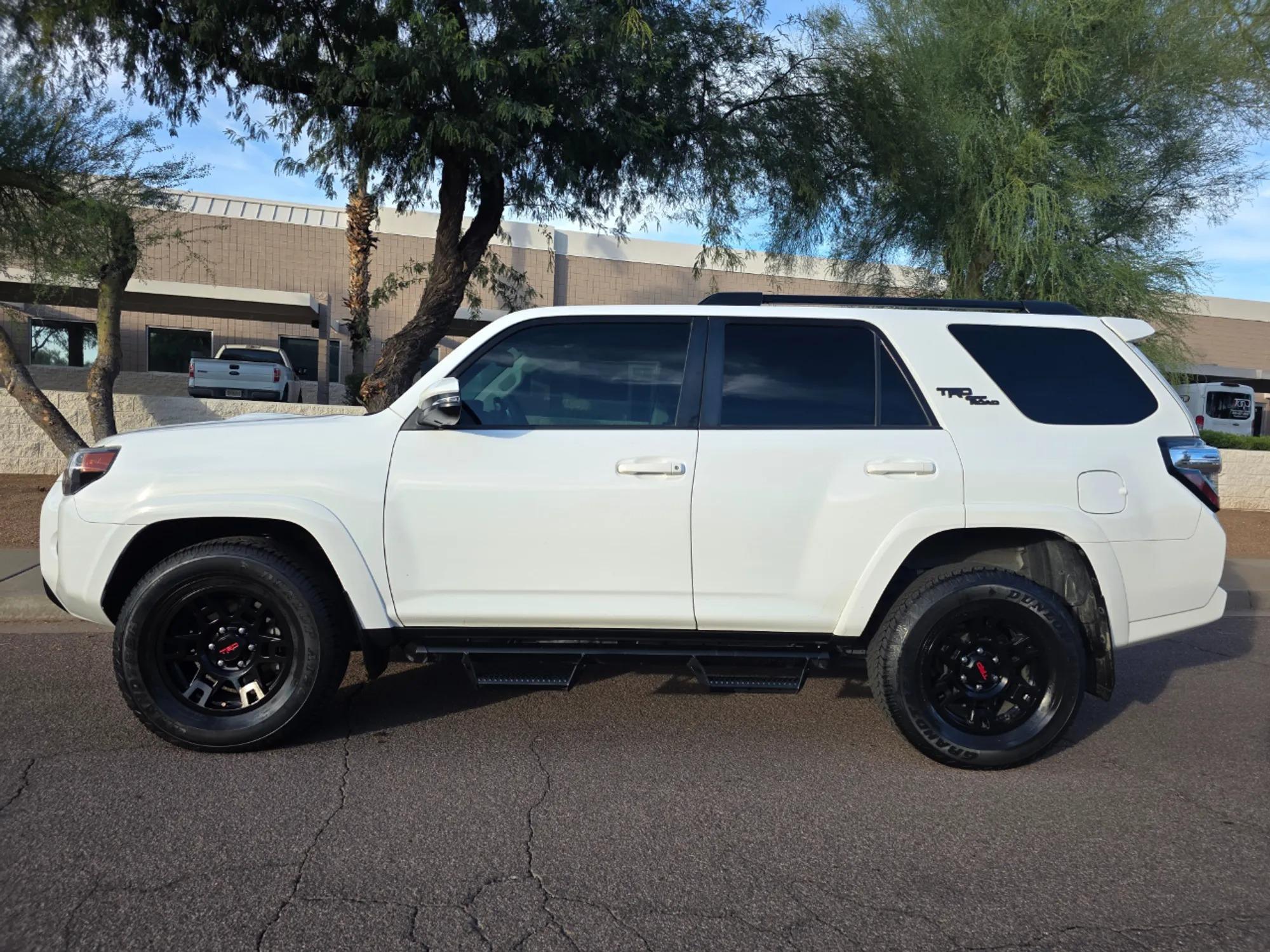 2022 Toyota 4Runner TRD Off-Road Premium - 3