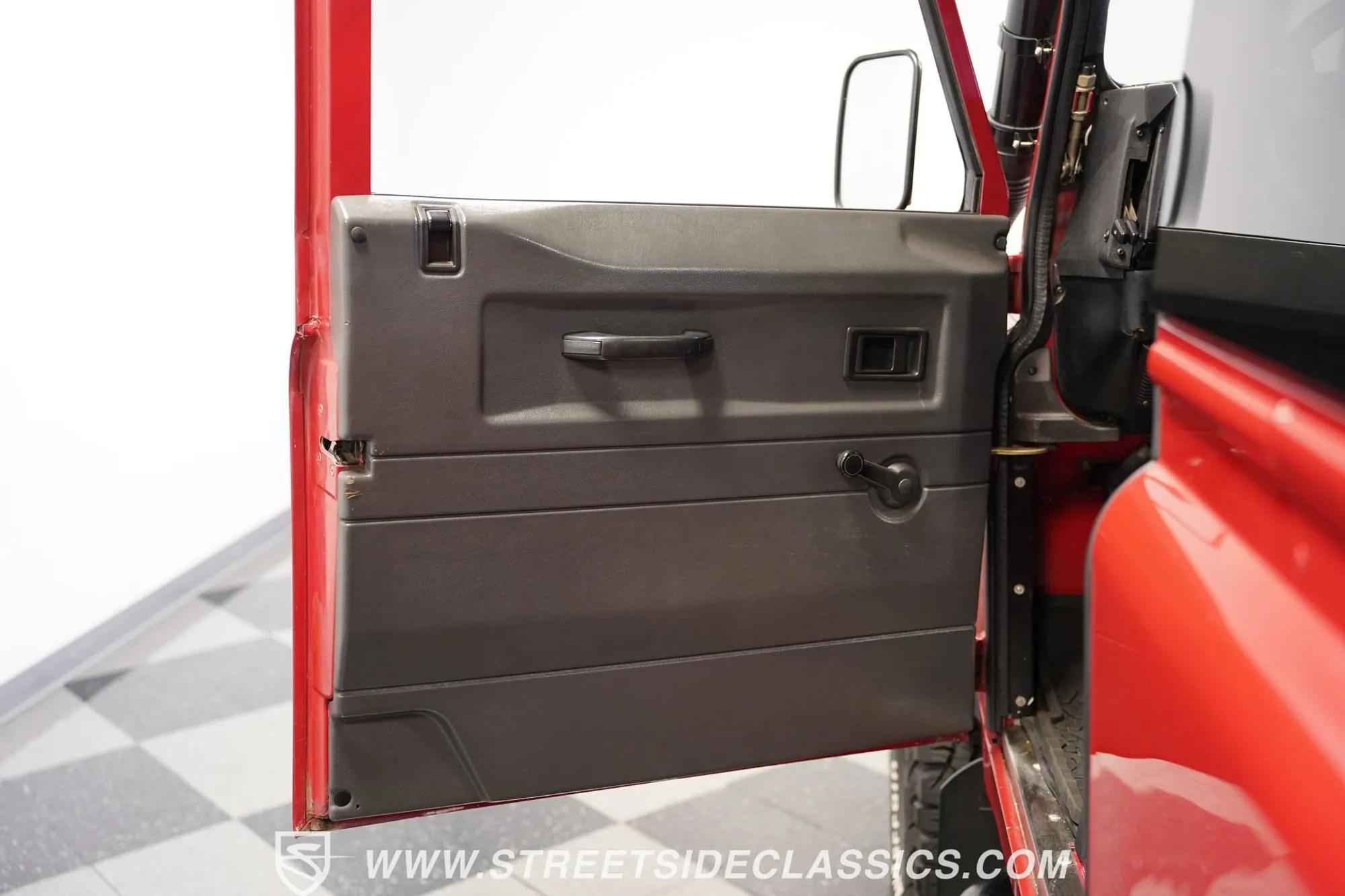 1991 Land Rover Defender 90