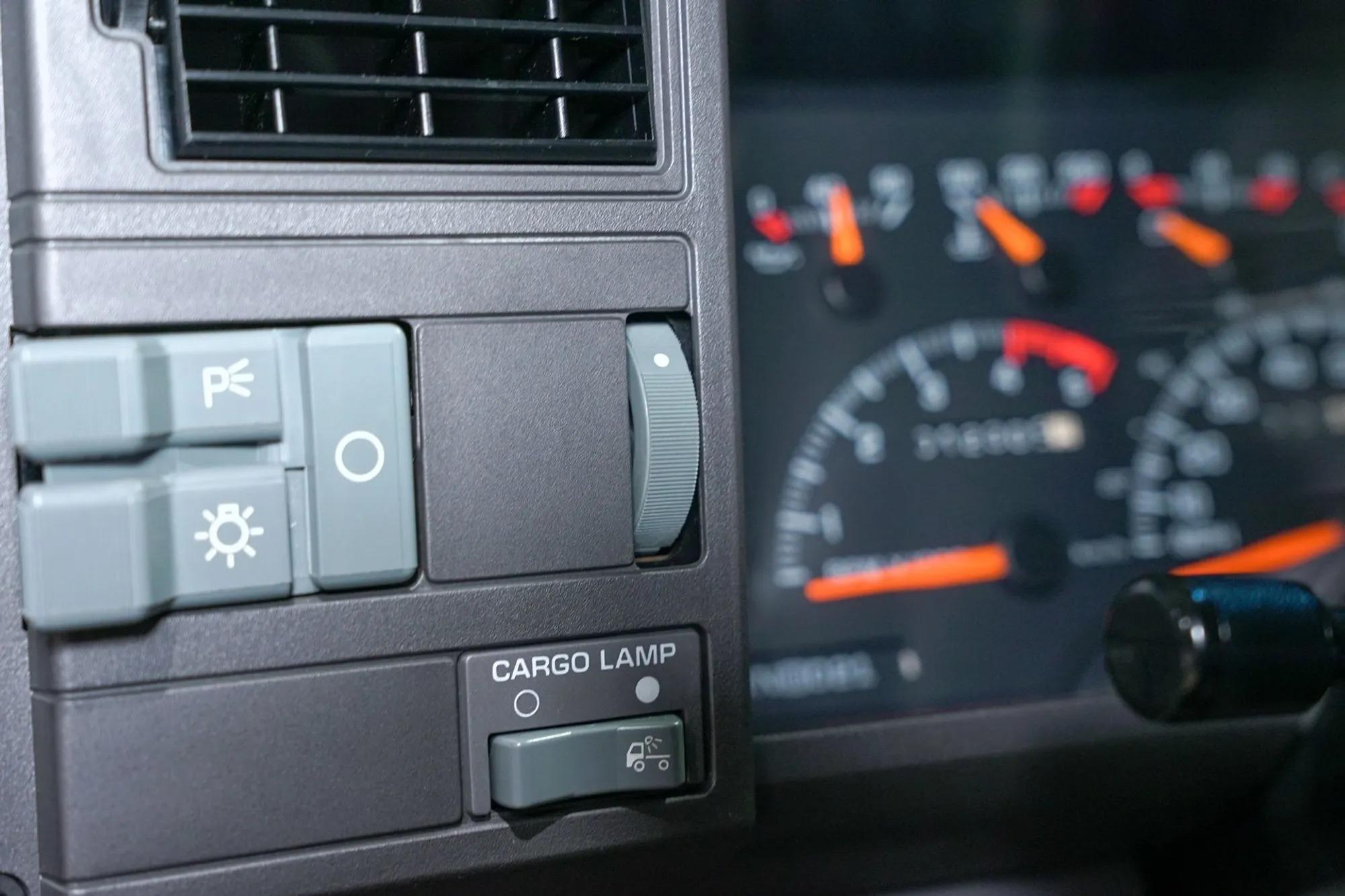 12k-Mile 1994 Chevrolet K-1500 Silverado 4×4