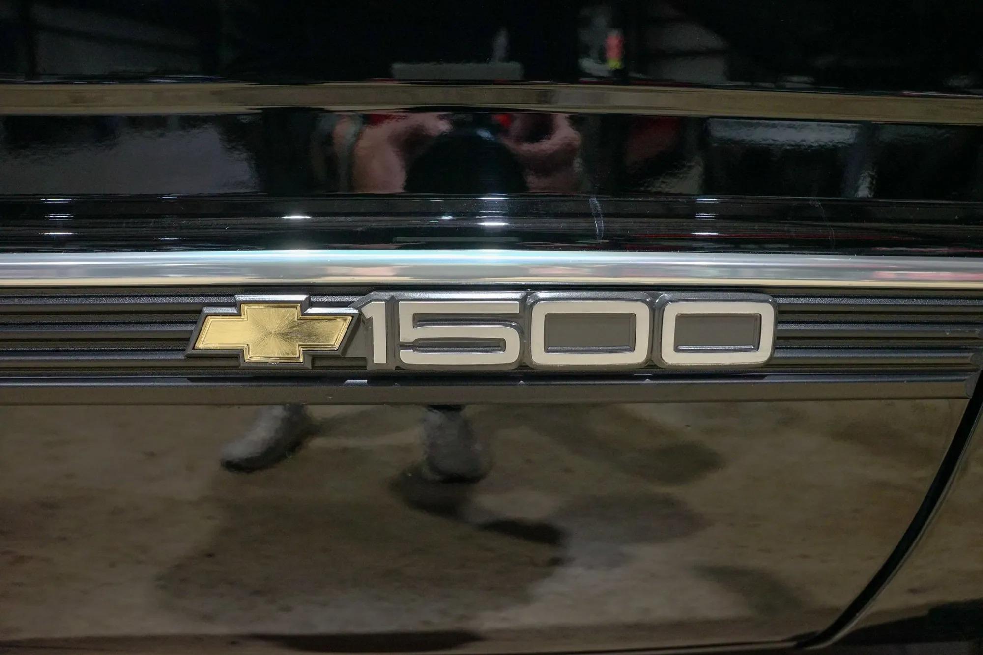 12k-Mile 1994 Chevrolet K-1500 Silverado 4×4