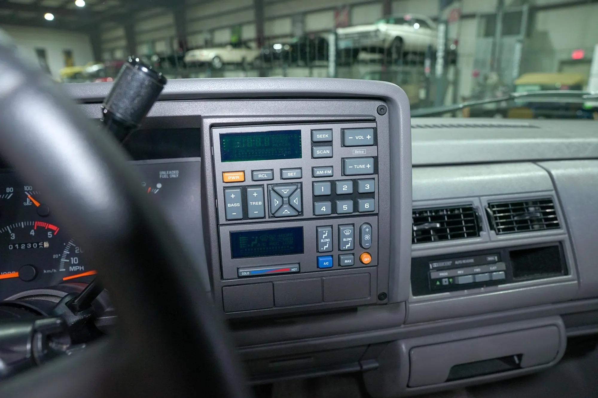 12k-Mile 1994 Chevrolet K-1500 Silverado 4×4