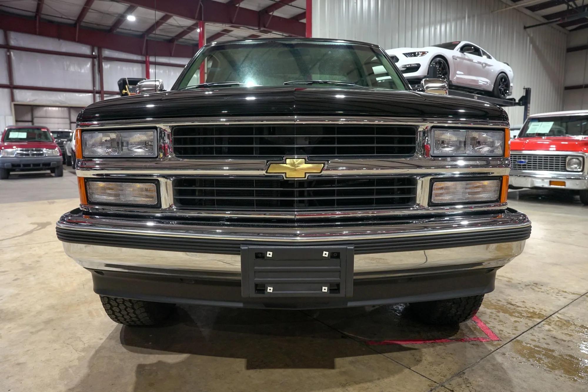 12k-Mile 1994 Chevrolet K-1500 Silverado 4×4