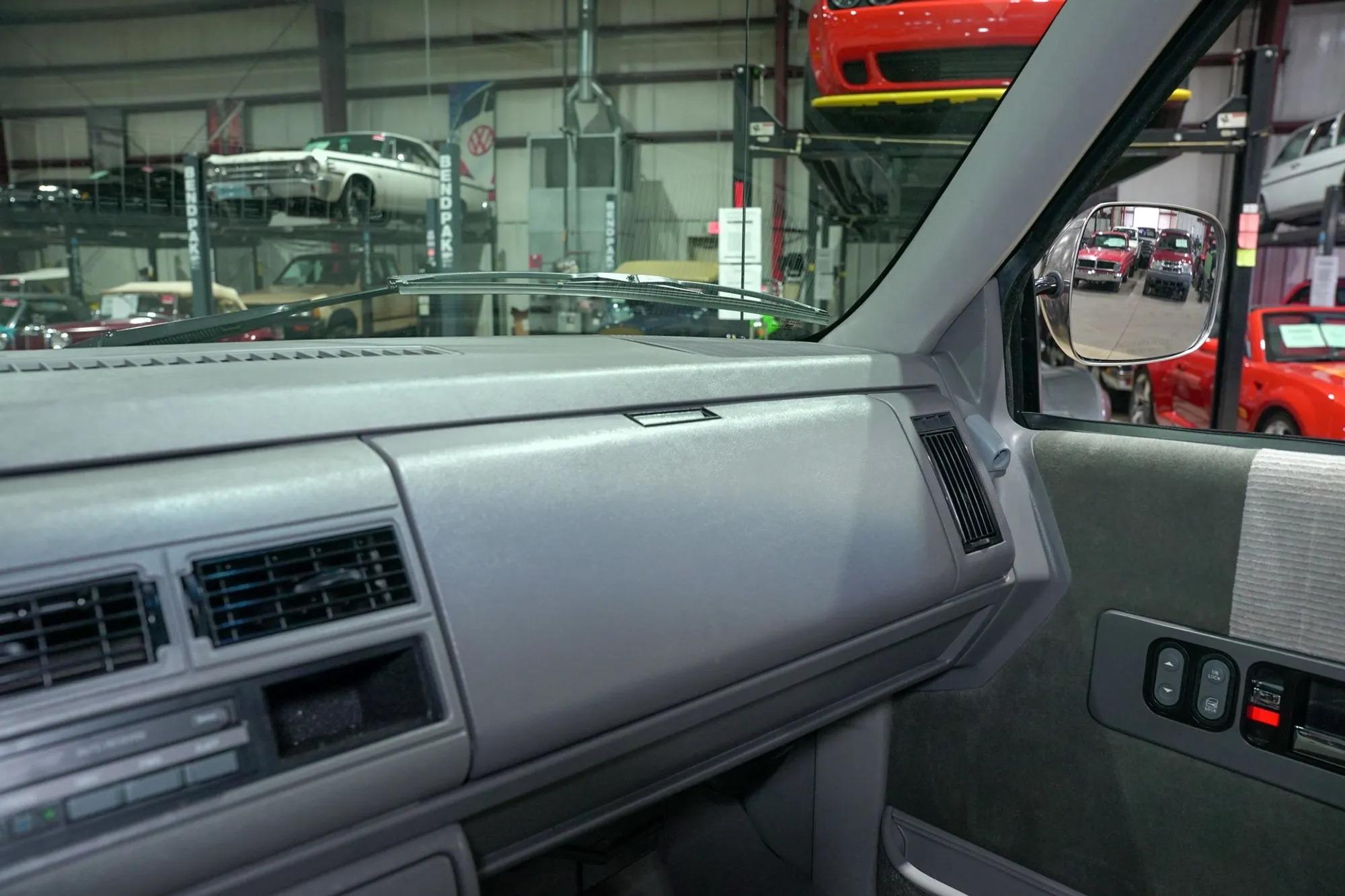 12k-Mile 1994 Chevrolet K-1500 Silverado 4×4