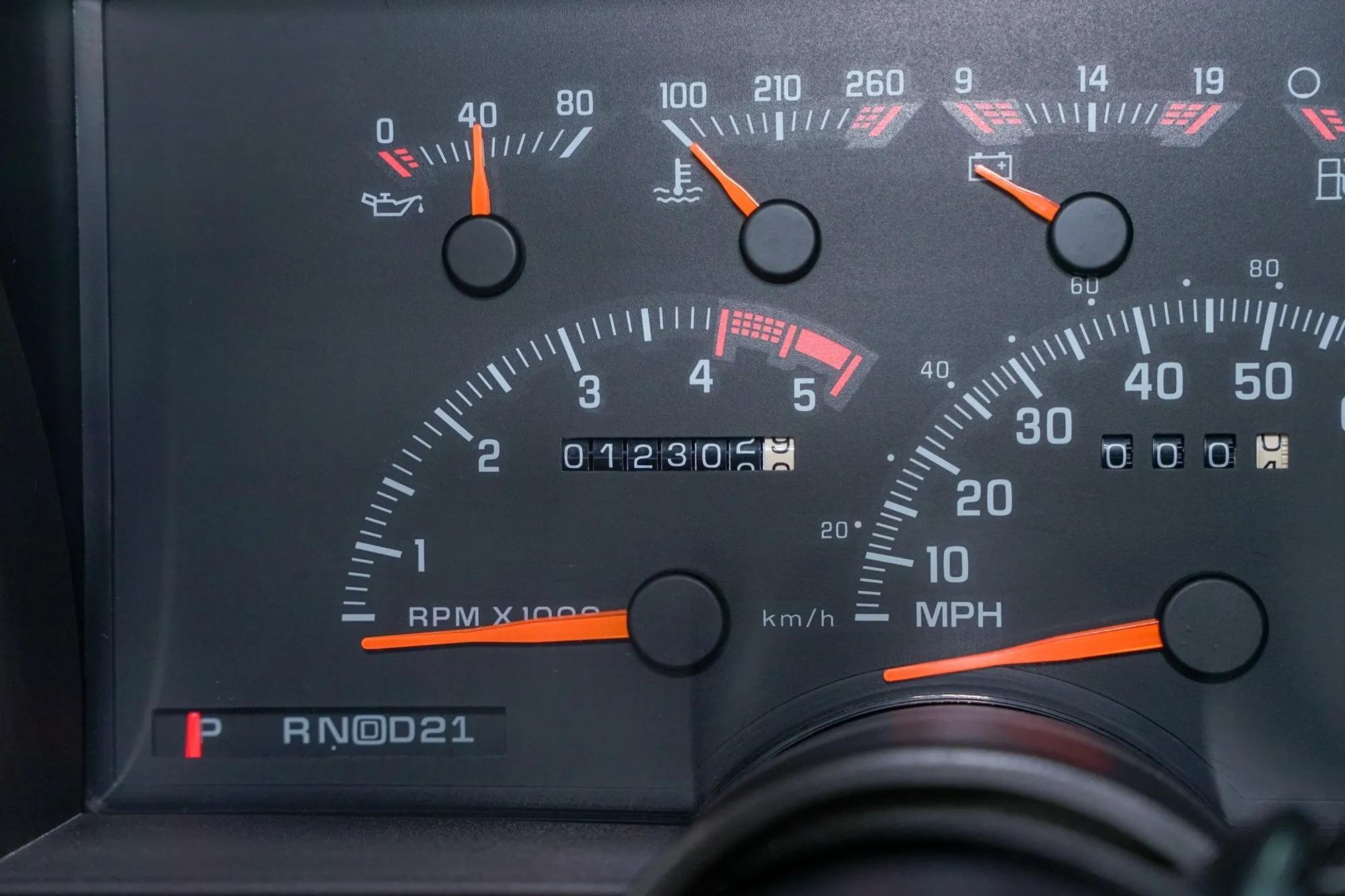 12k-Mile 1994 Chevrolet K-1500 Silverado 4×4