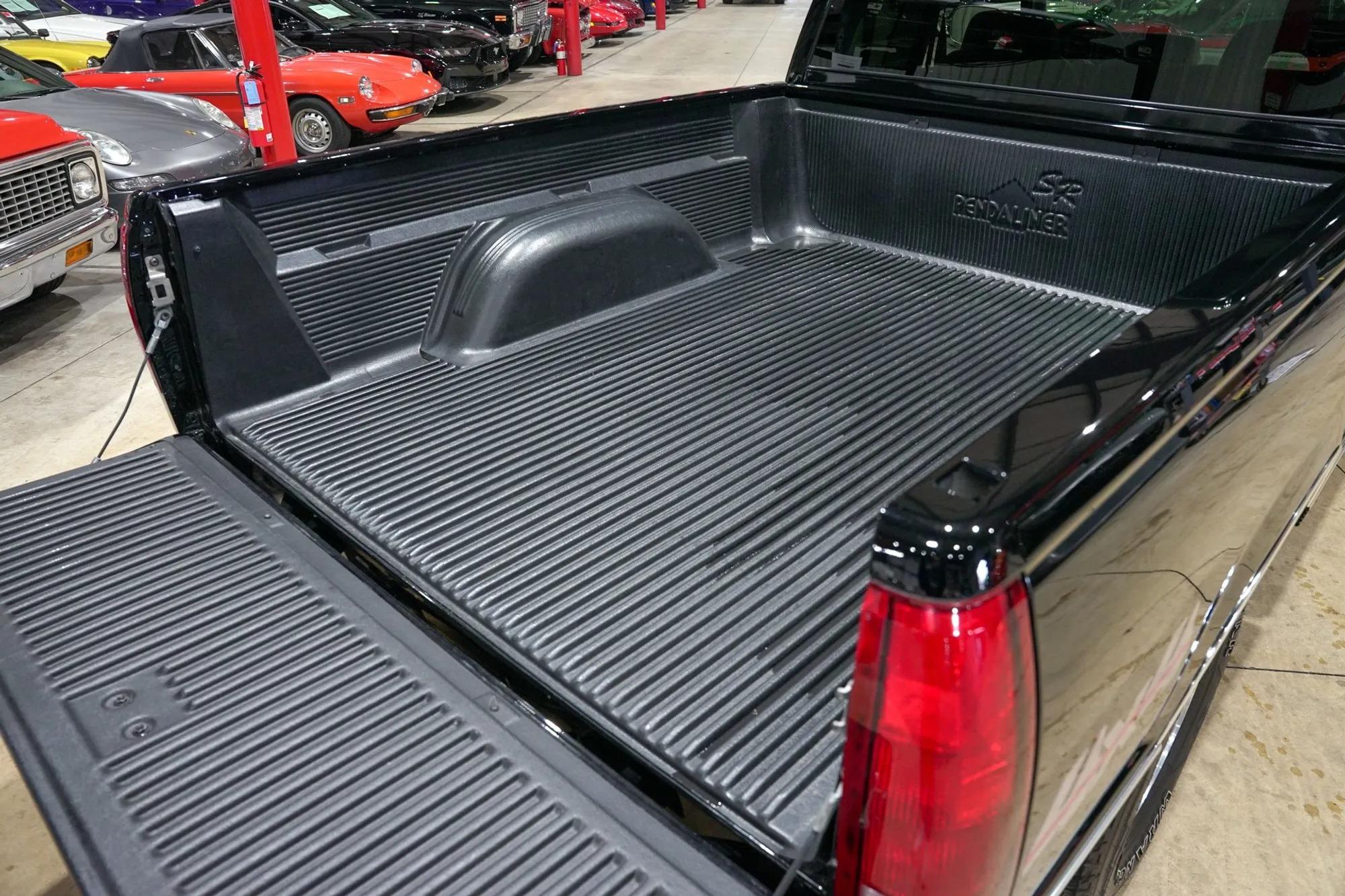 12k-Mile 1994 Chevrolet K-1500 Silverado 4×4