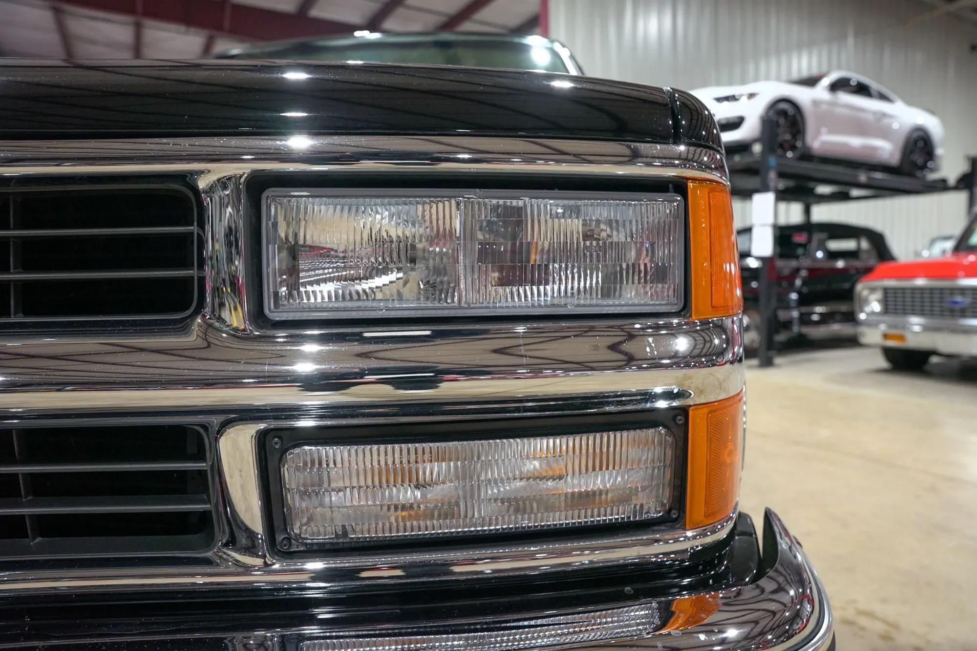 12k-Mile 1994 Chevrolet K-1500 Silverado 4×4