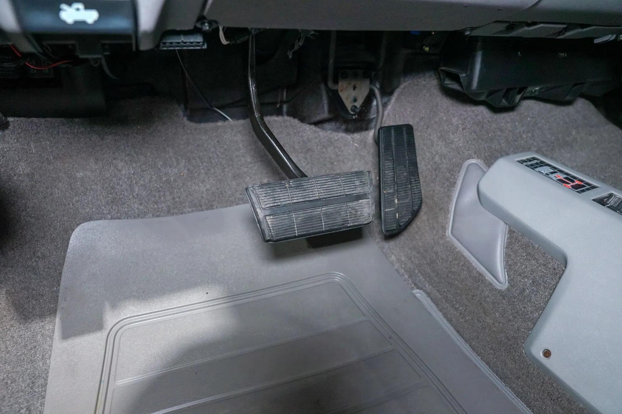 12k-Mile 1994 Chevrolet K-1500 Silverado 4×4