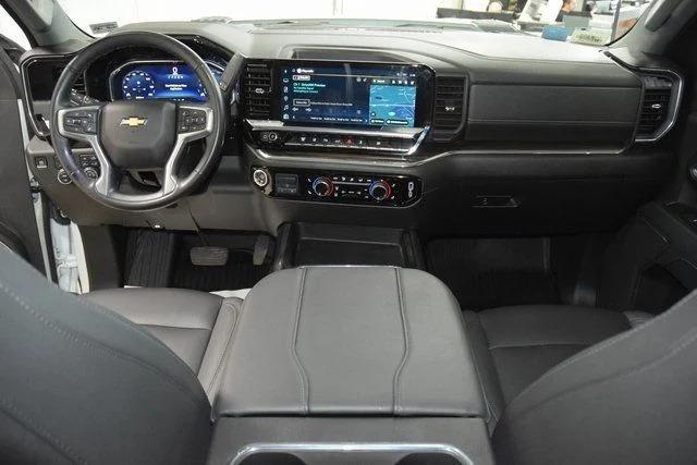 2025 Chevrolet Silverado 3500HD LT