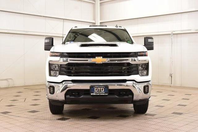 2025 Chevrolet Silverado 3500HD LT - 5