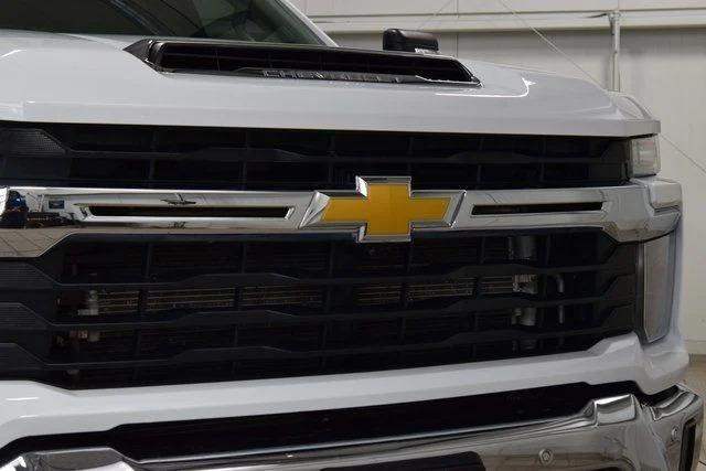 2025 Chevrolet Silverado 3500HD LT