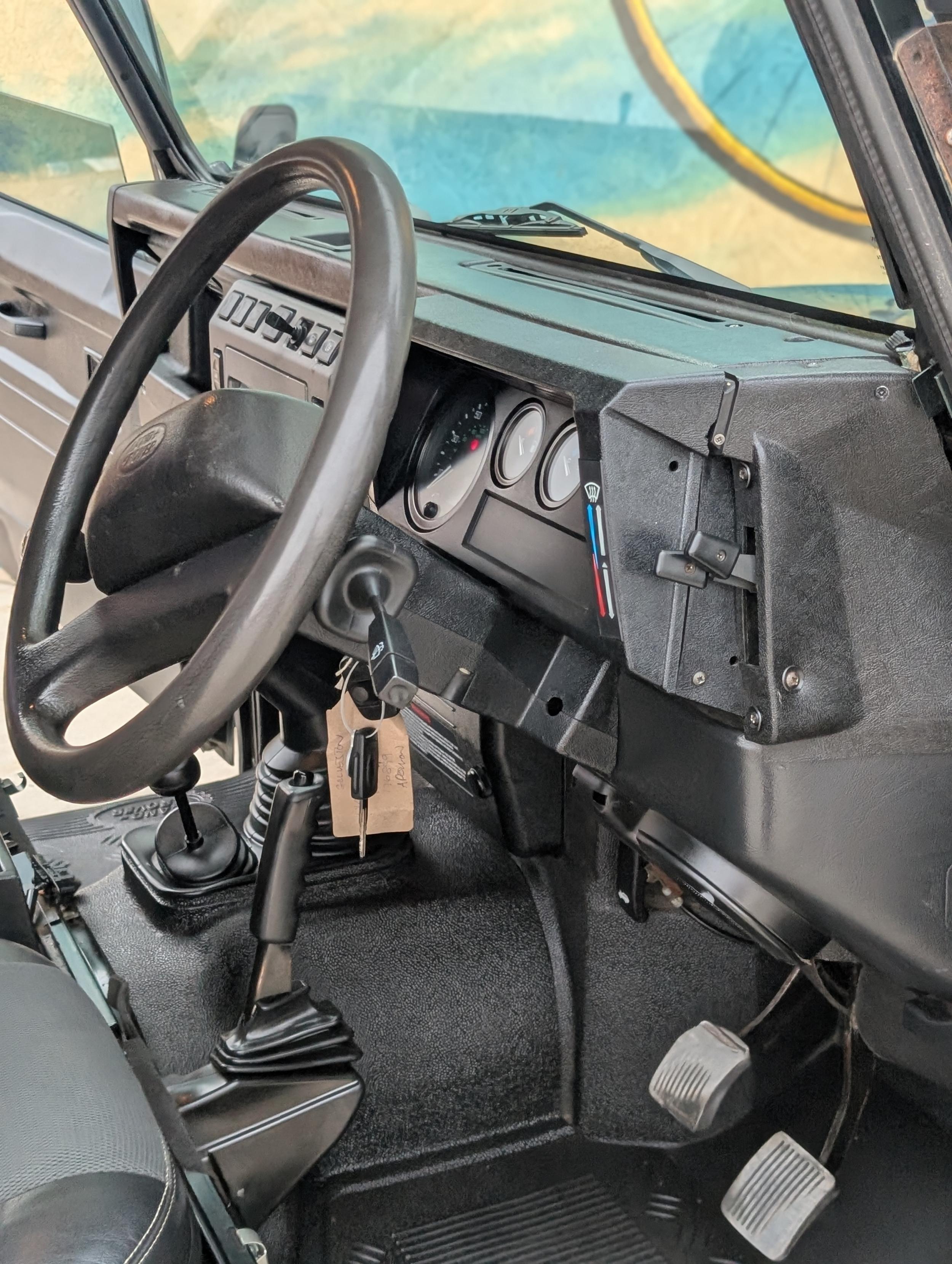 1999 Land Rover Defender 110 Double Cab 4×4