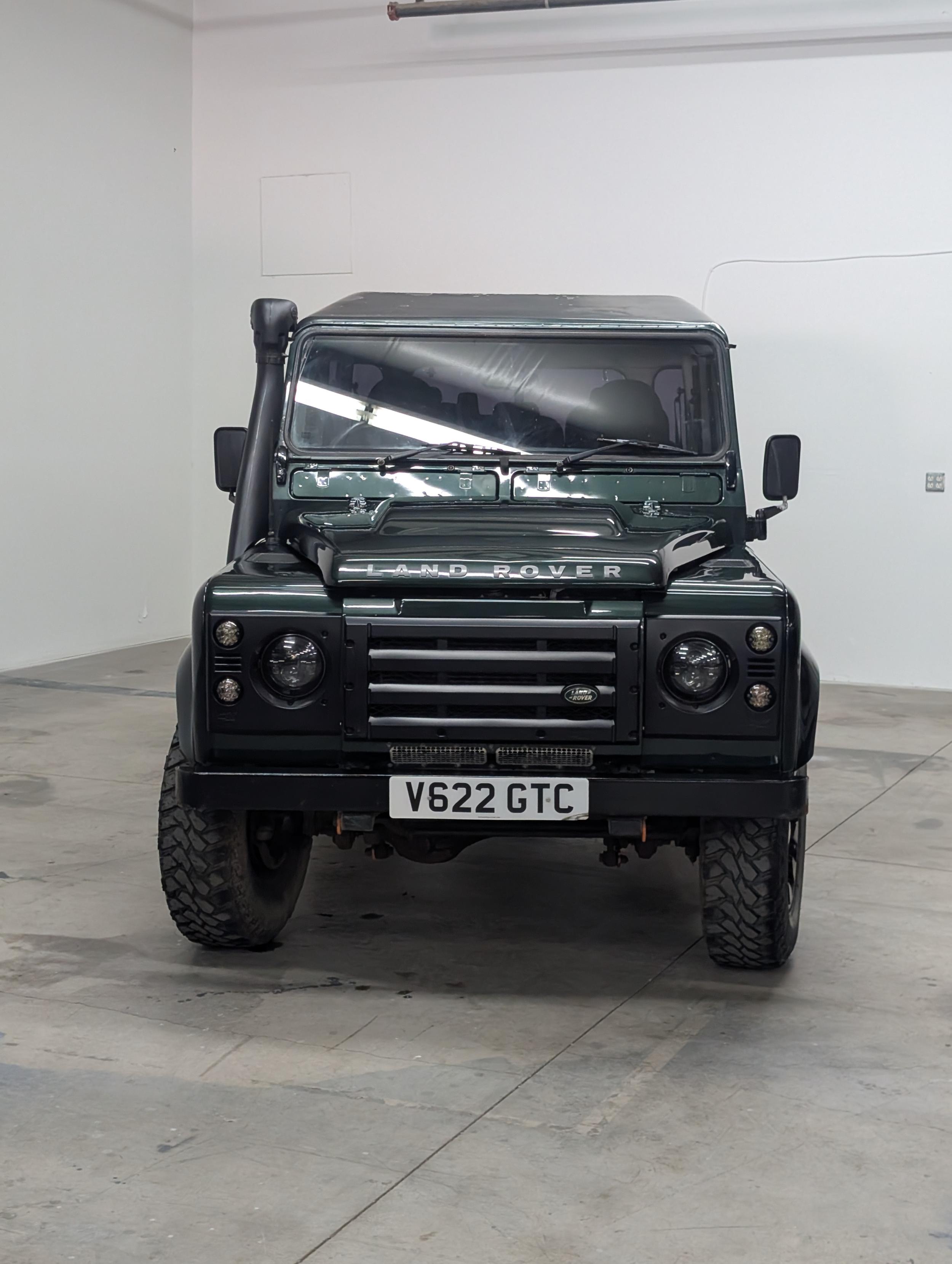 1999 Land Rover Defender 110 Double Cab 4×4 - 5
