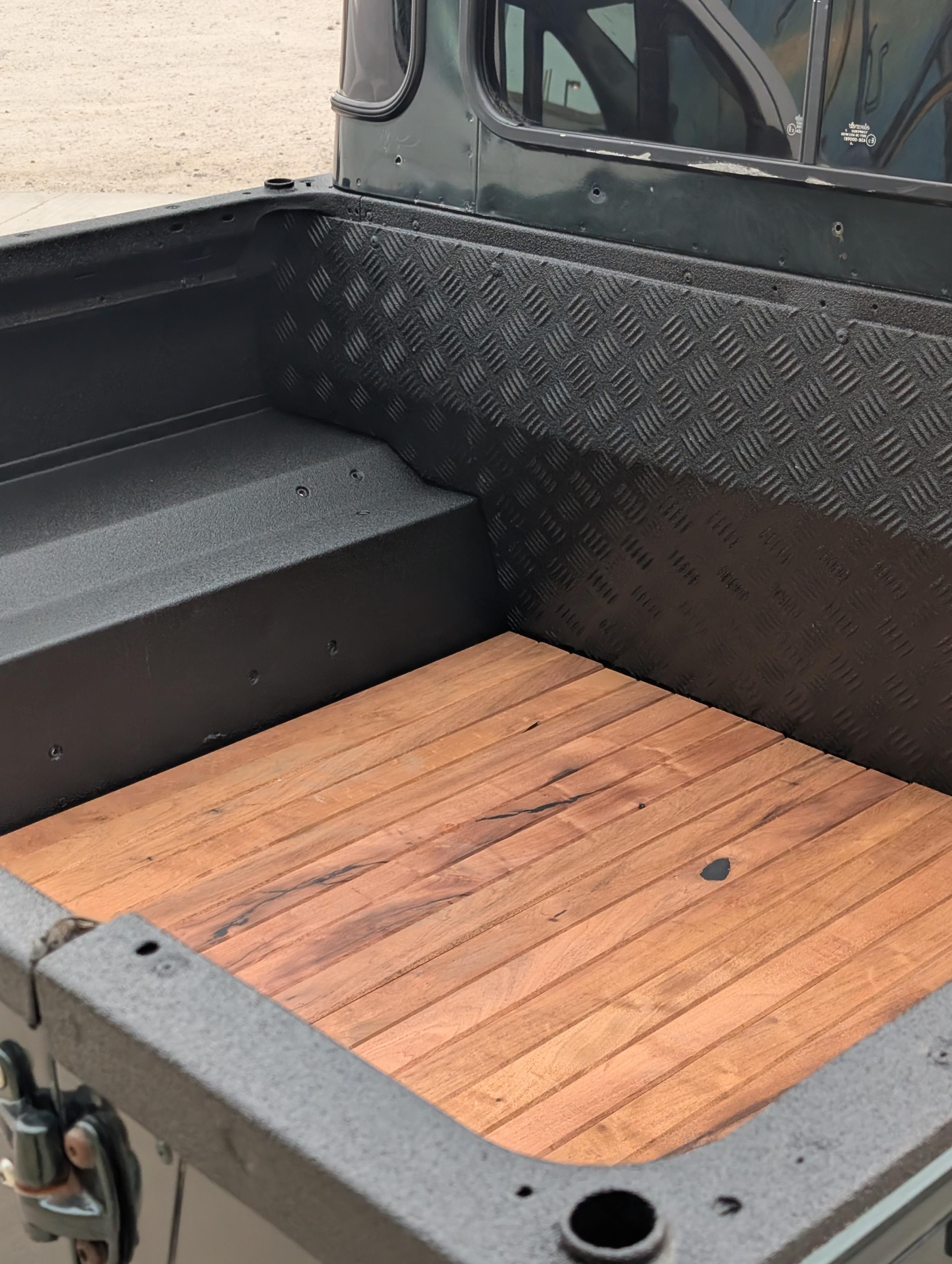 1999 Land Rover Defender 110 Double Cab 4×4