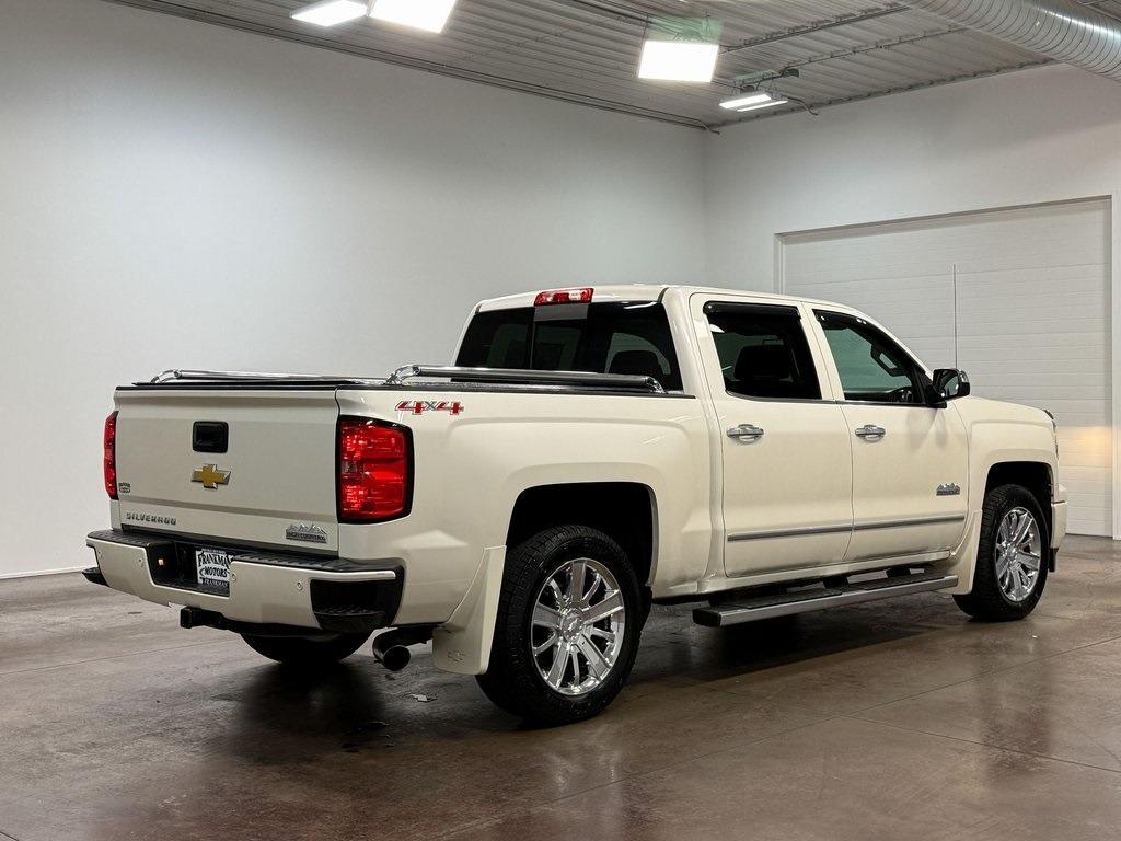 2015 Chevrolet Silverado 1500 High Country - 4