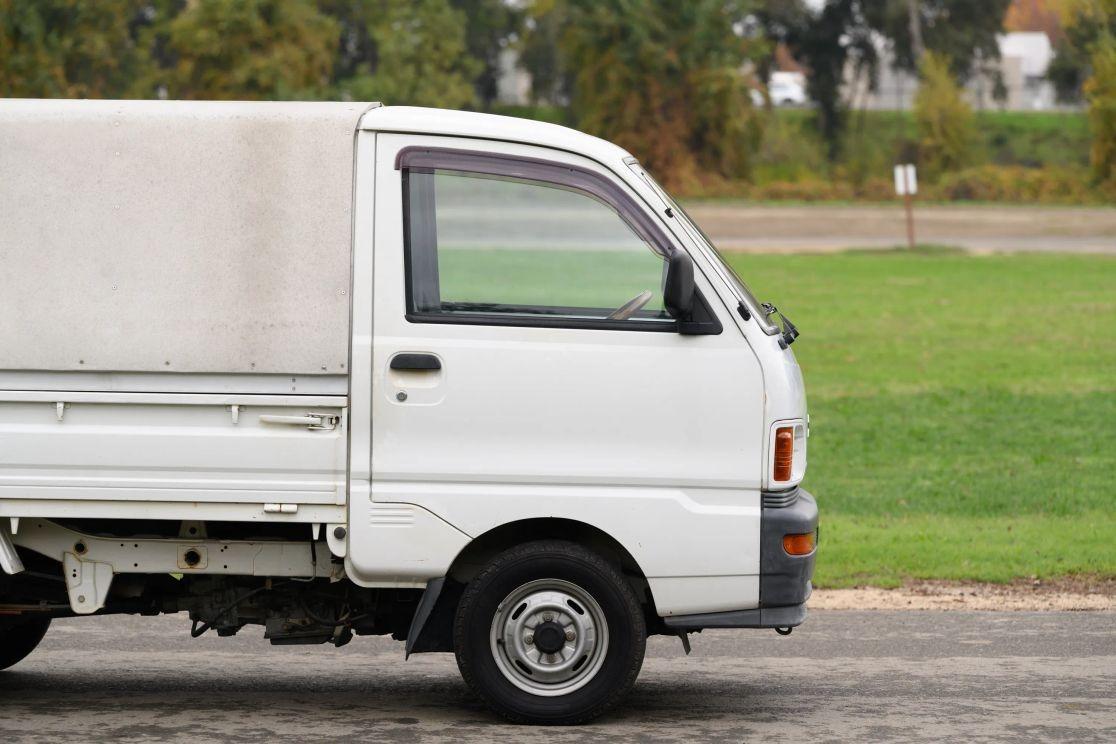 1997 Mitsubishi Minicab TL