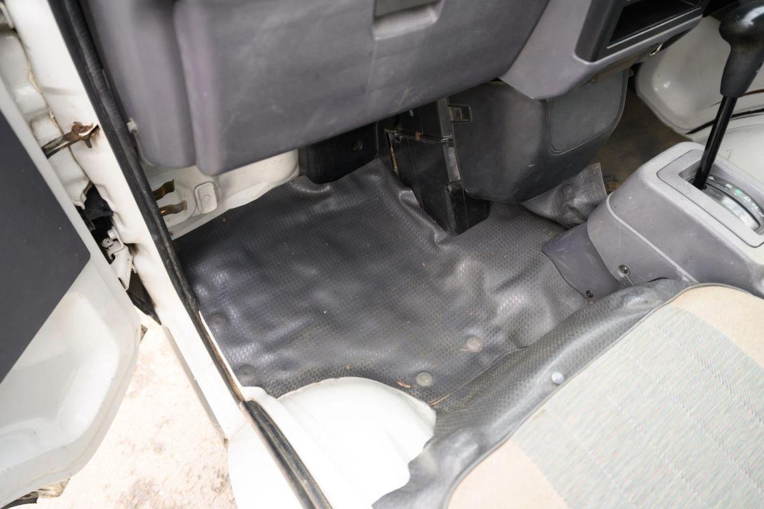 1997 Mitsubishi Minicab TL