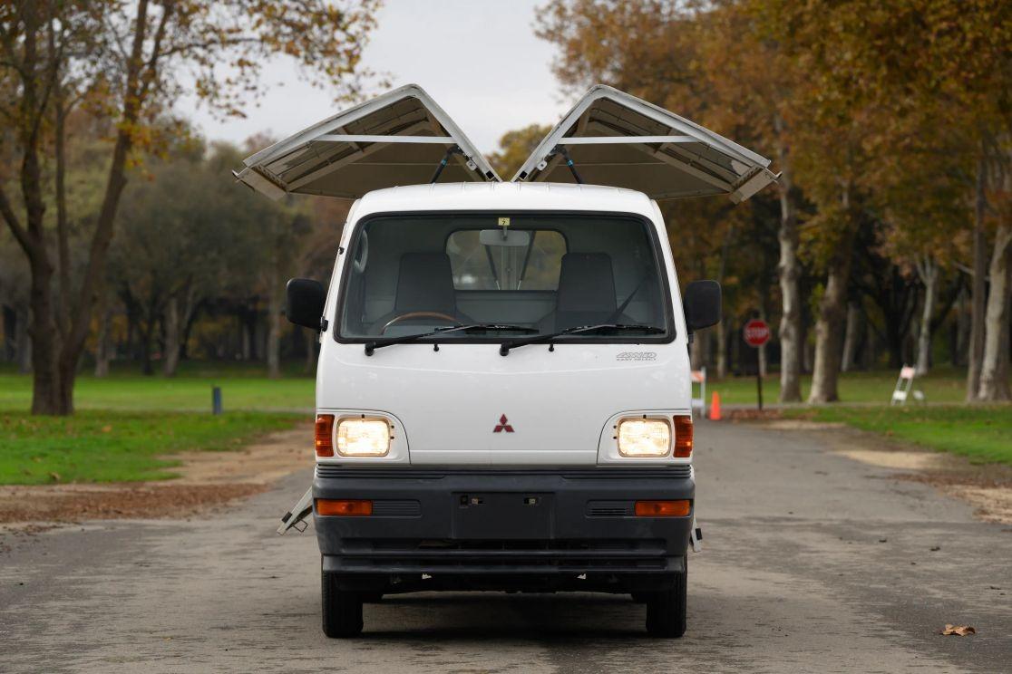 1997 Mitsubishi Minicab TL