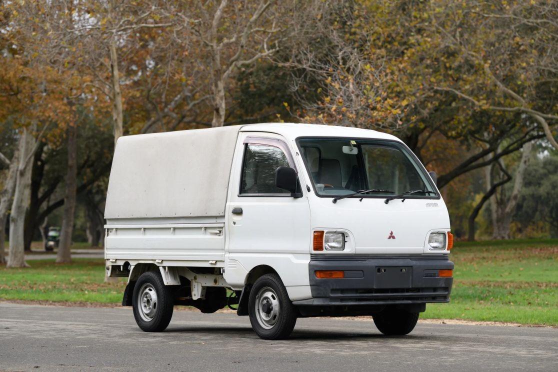 1997 Mitsubishi Minicab TL