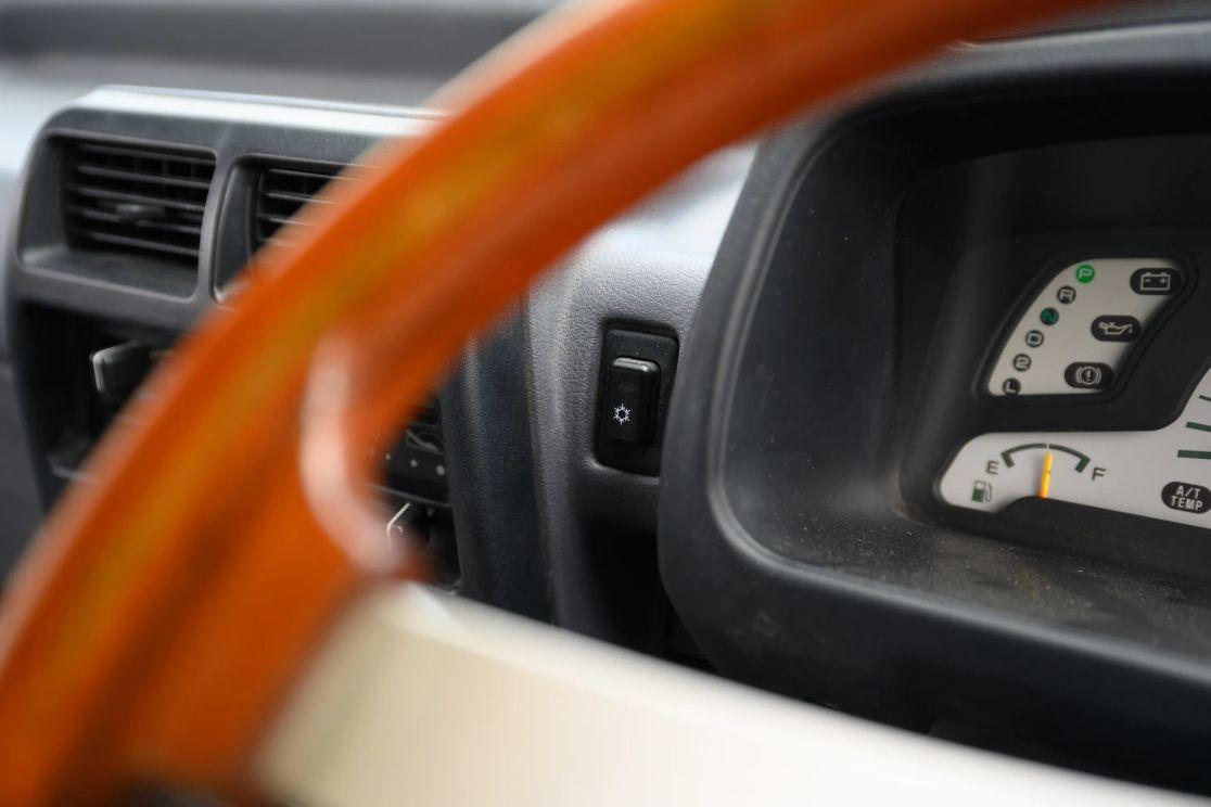 1997 Mitsubishi Minicab TL