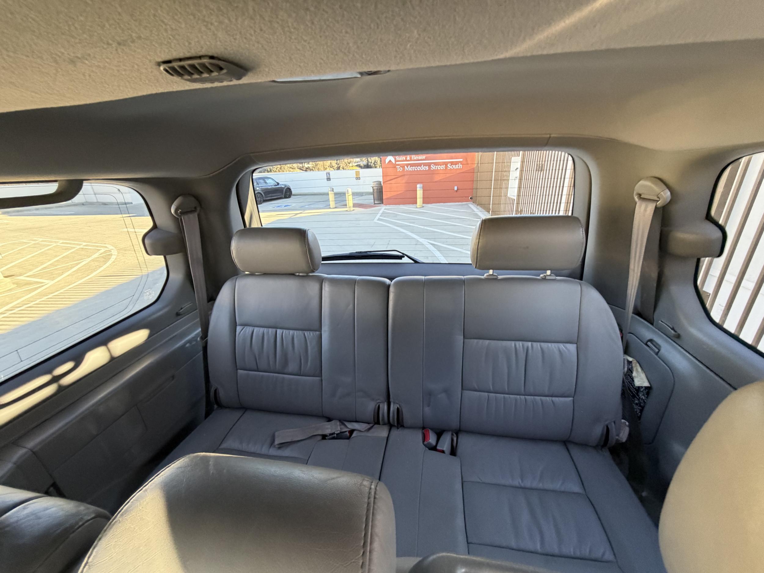 2004 Toyota Land Cruiser