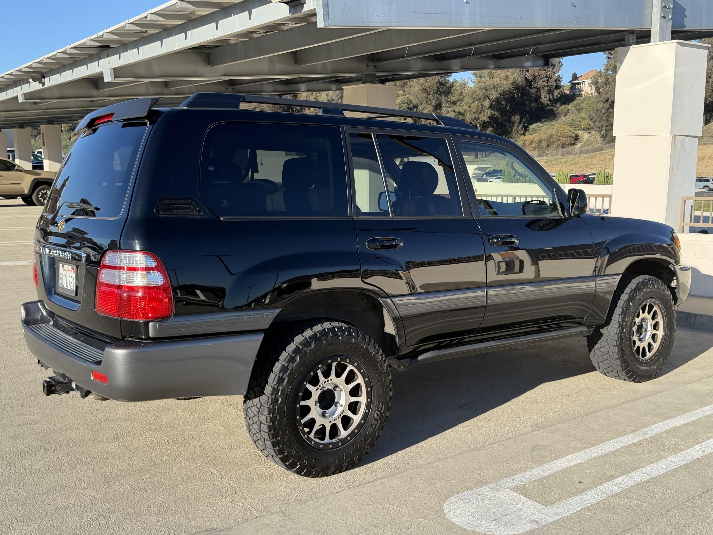 2004 Toyota Land Cruiser - 4