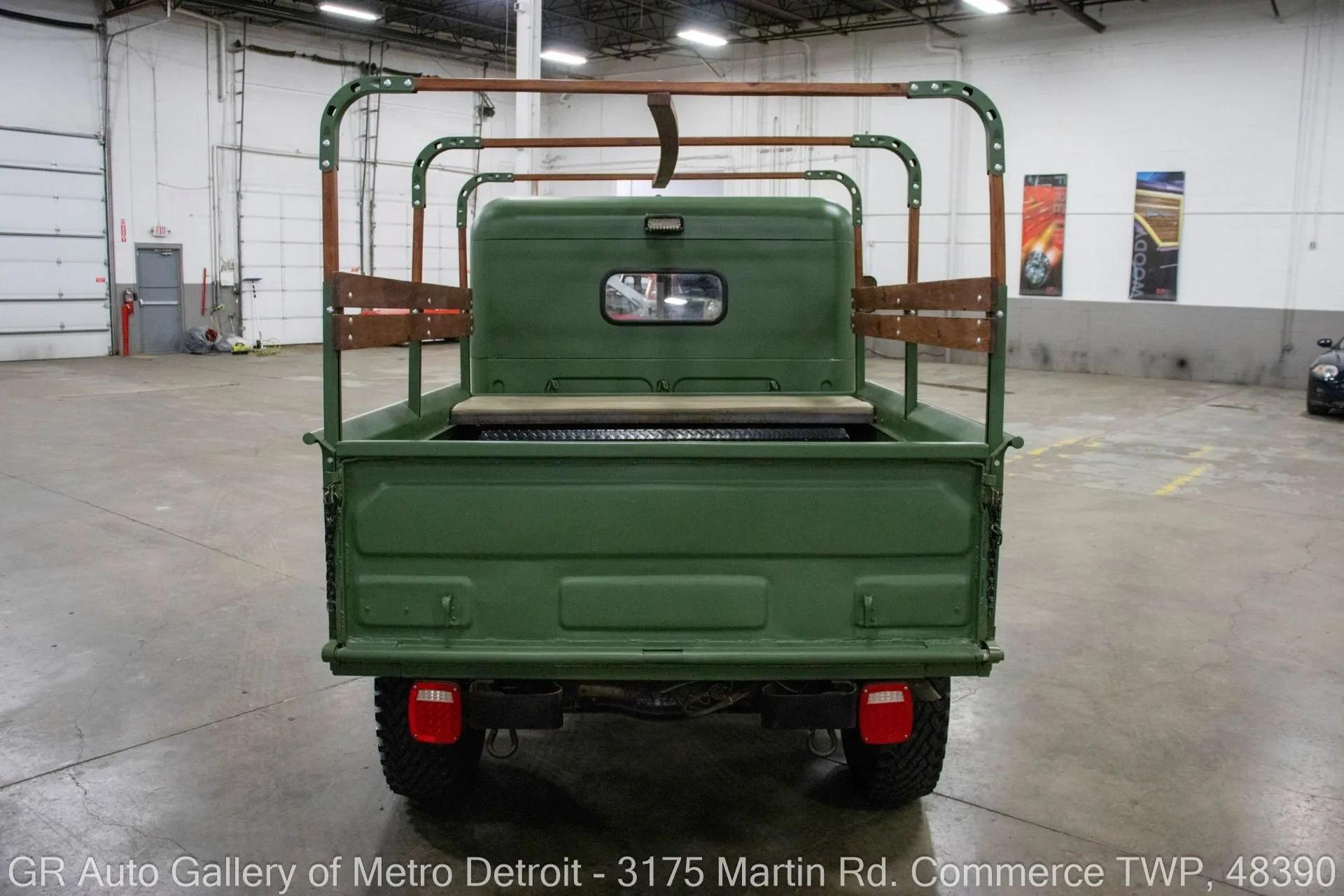 1963 Dodge M37