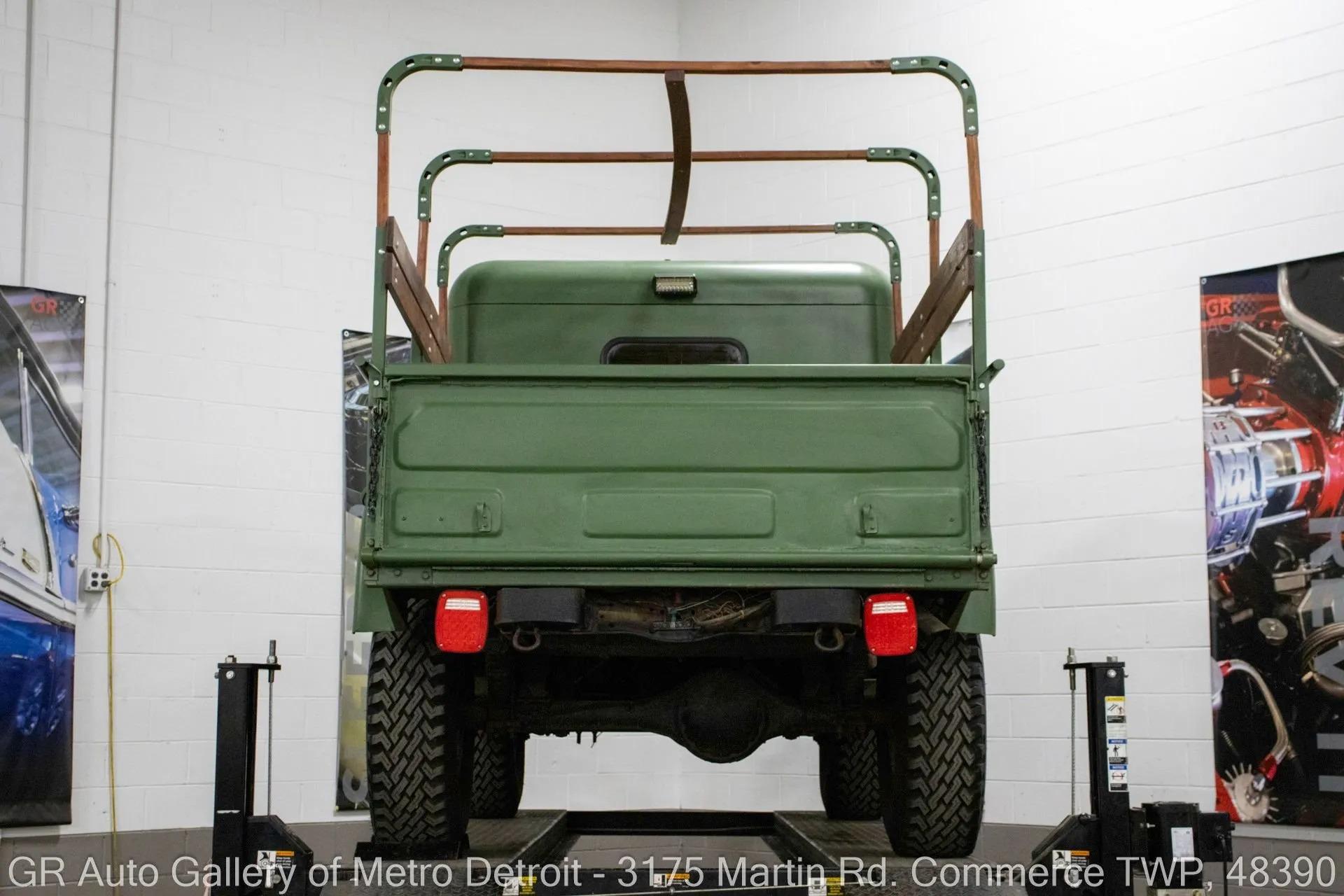 1963 Dodge M37