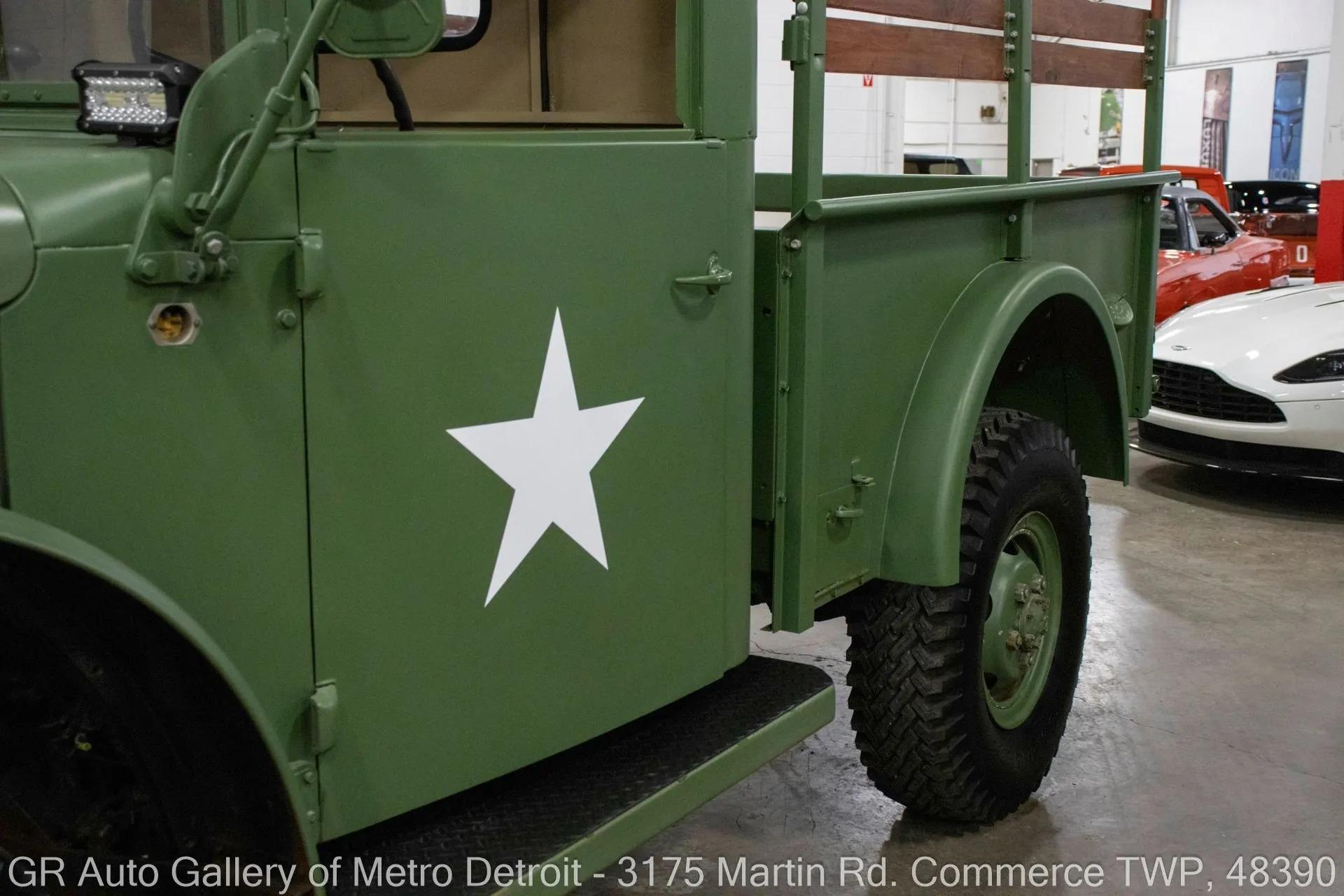 1963 Dodge M37