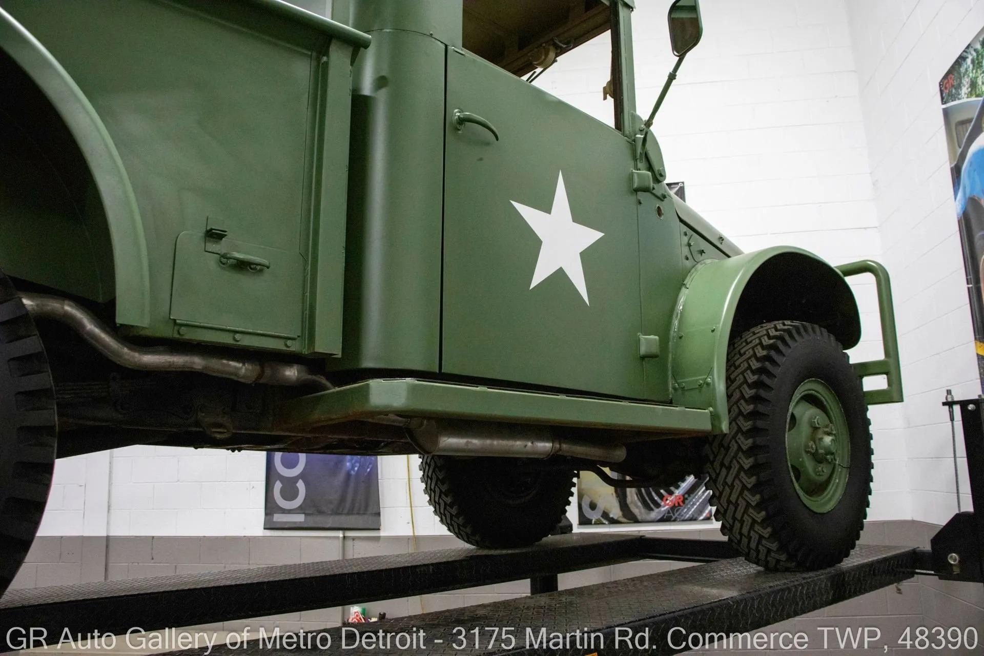 1963 Dodge M37