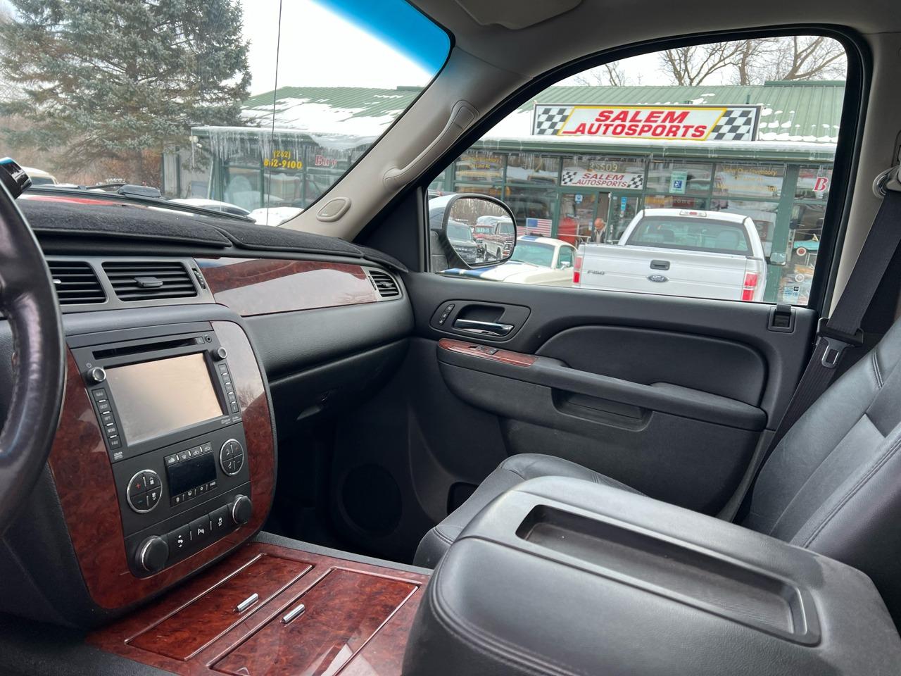 2013 Chevrolet Avalanche LTZ