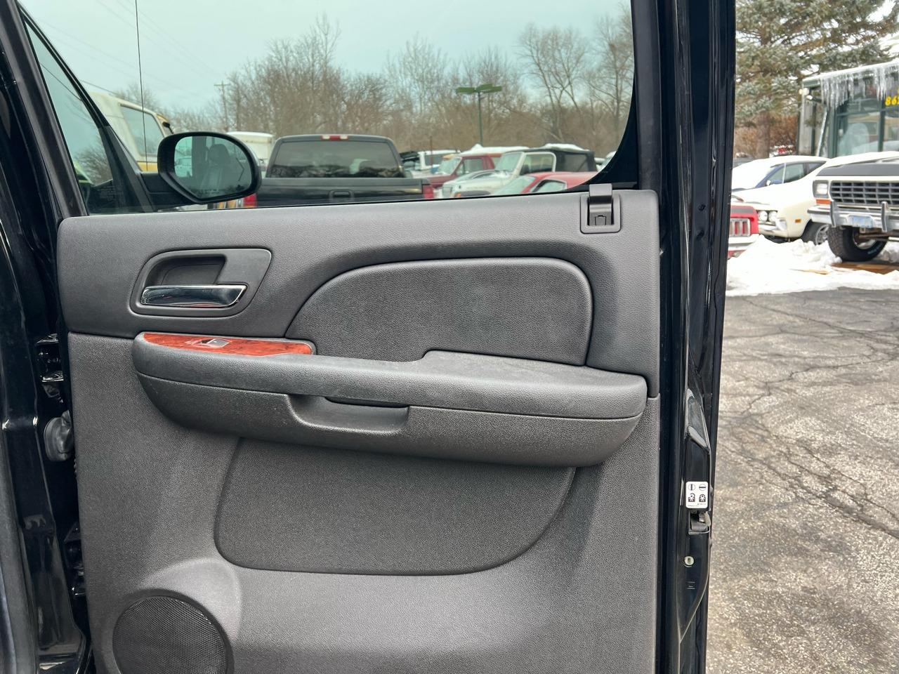 2013 Chevrolet Avalanche LTZ