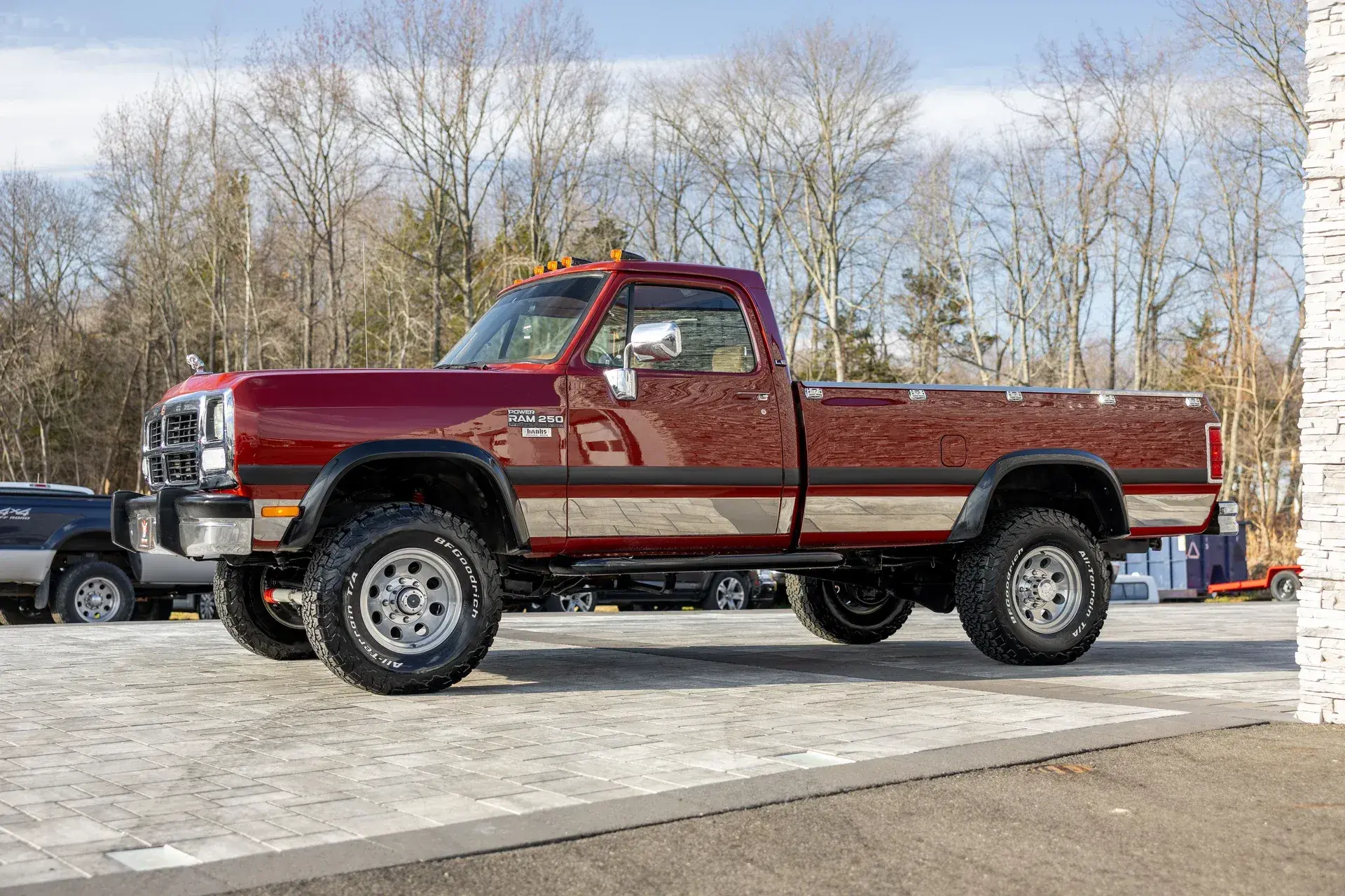 1993 Dodge Ram W250 LE 4×4 - 4