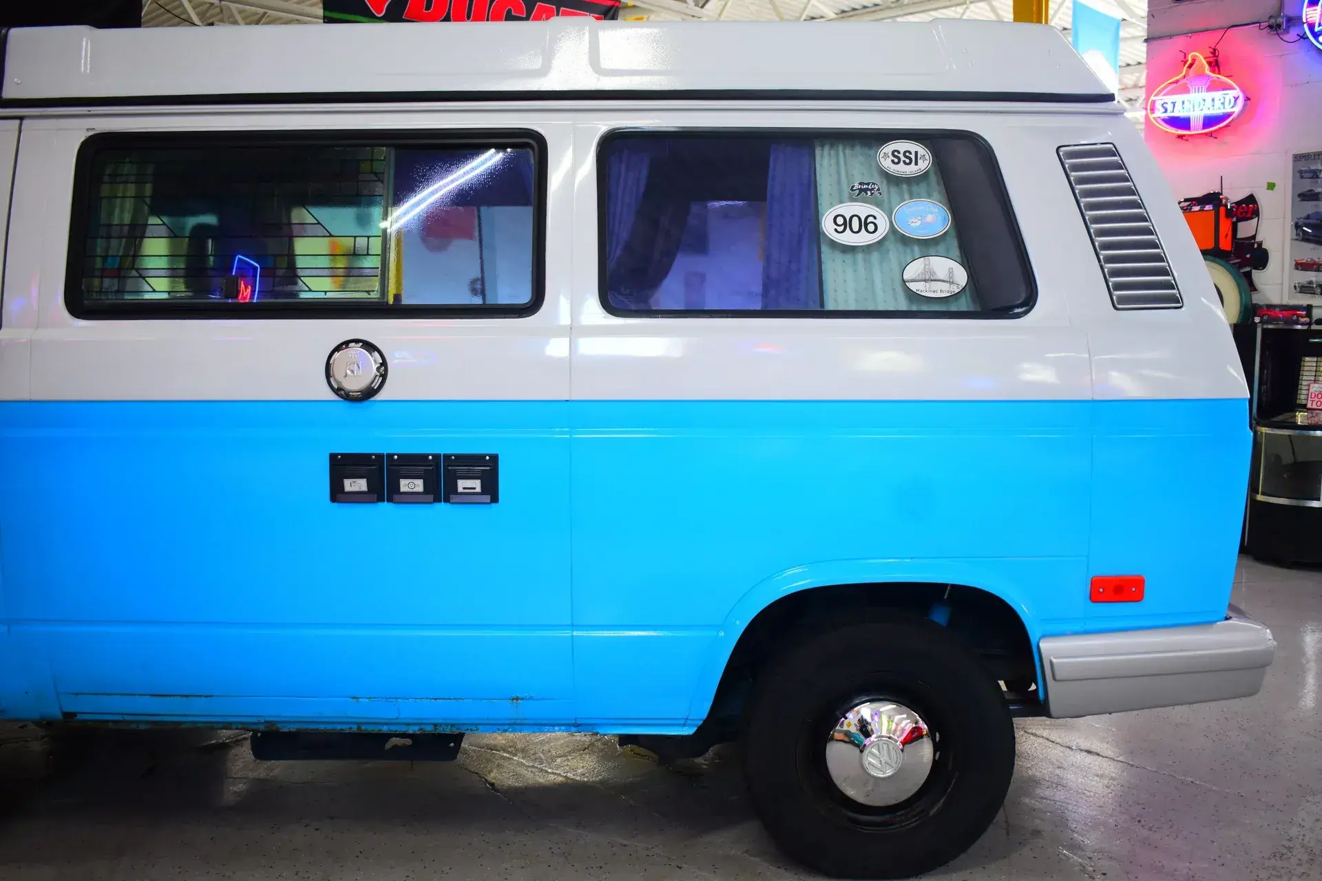 1989 Volkswagen Vanagon Camper