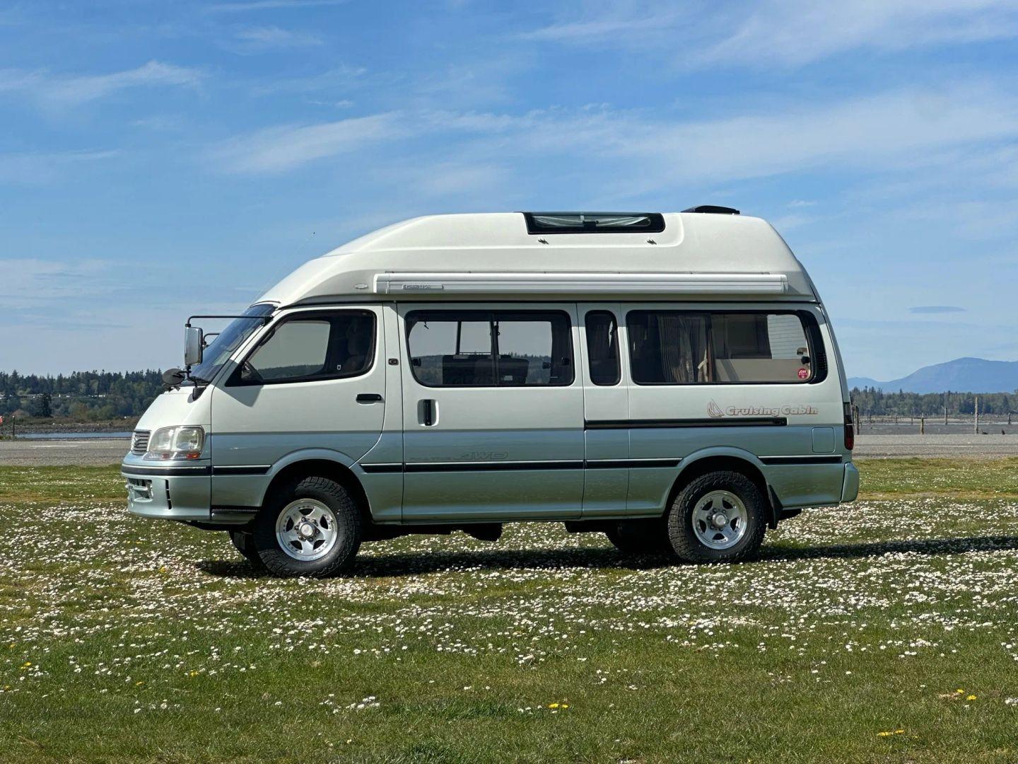 1998 Toyota HiAce Cruising Cabin