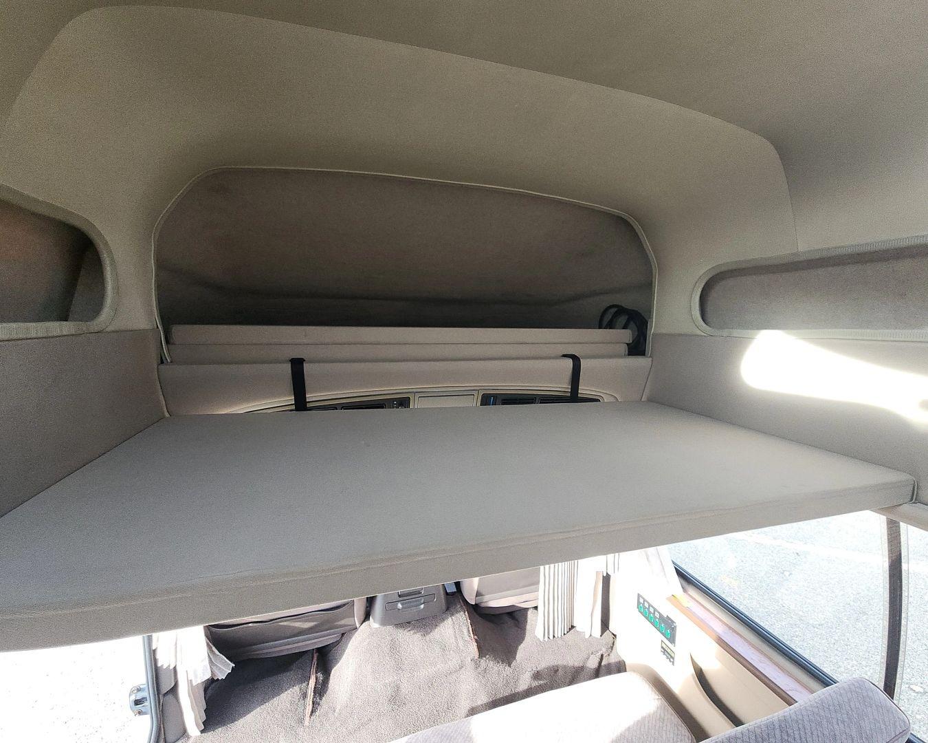 1998 Toyota HiAce Cruising Cabin