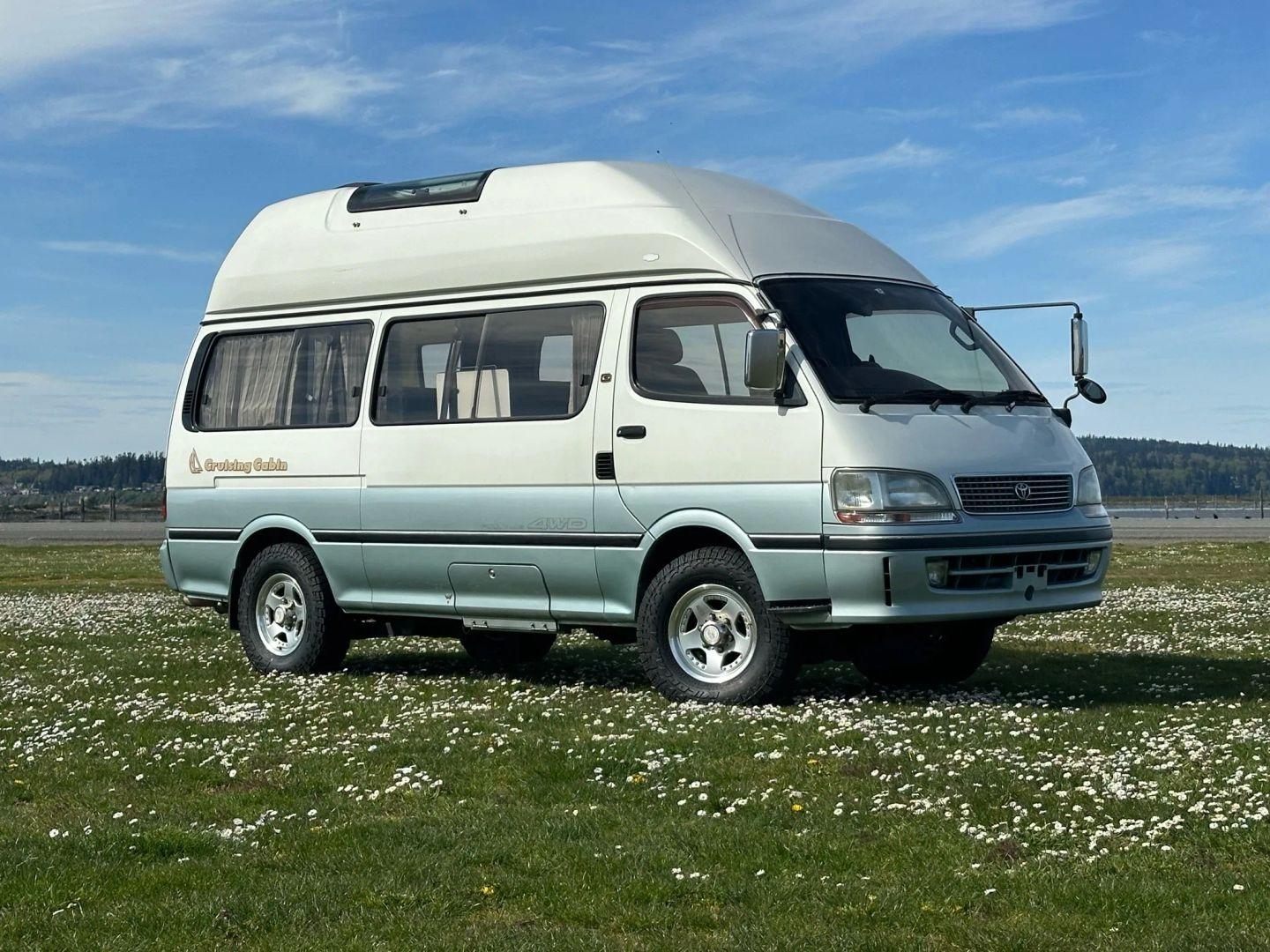 1998 Toyota HiAce Cruising Cabin