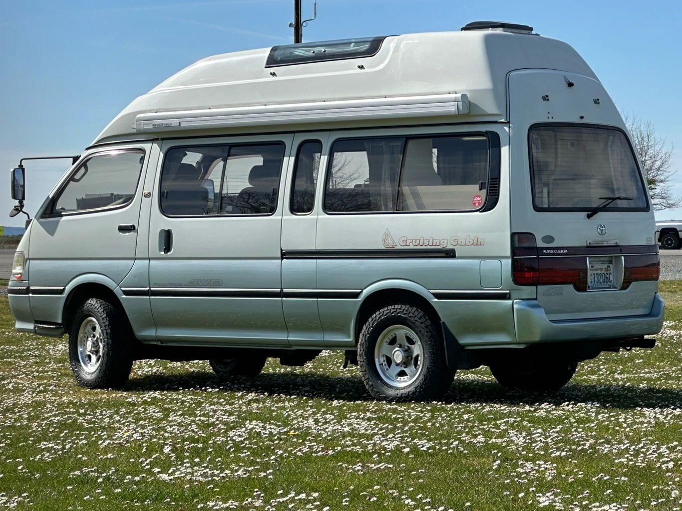 1998 Toyota HiAce Cruising Cabin