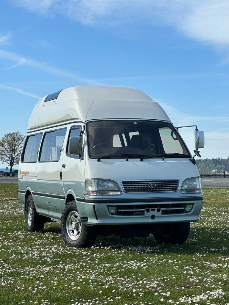 1998 Toyota HiAce Cruising Cabin