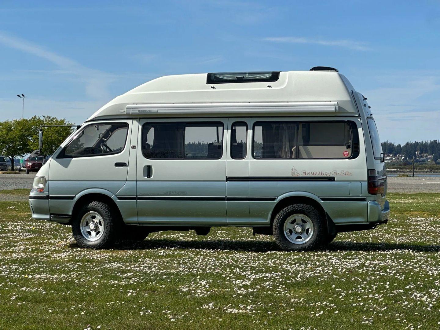 1998 Toyota HiAce Cruising Cabin