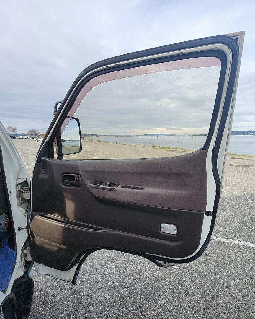 1998 Toyota HiAce Cruising Cabin