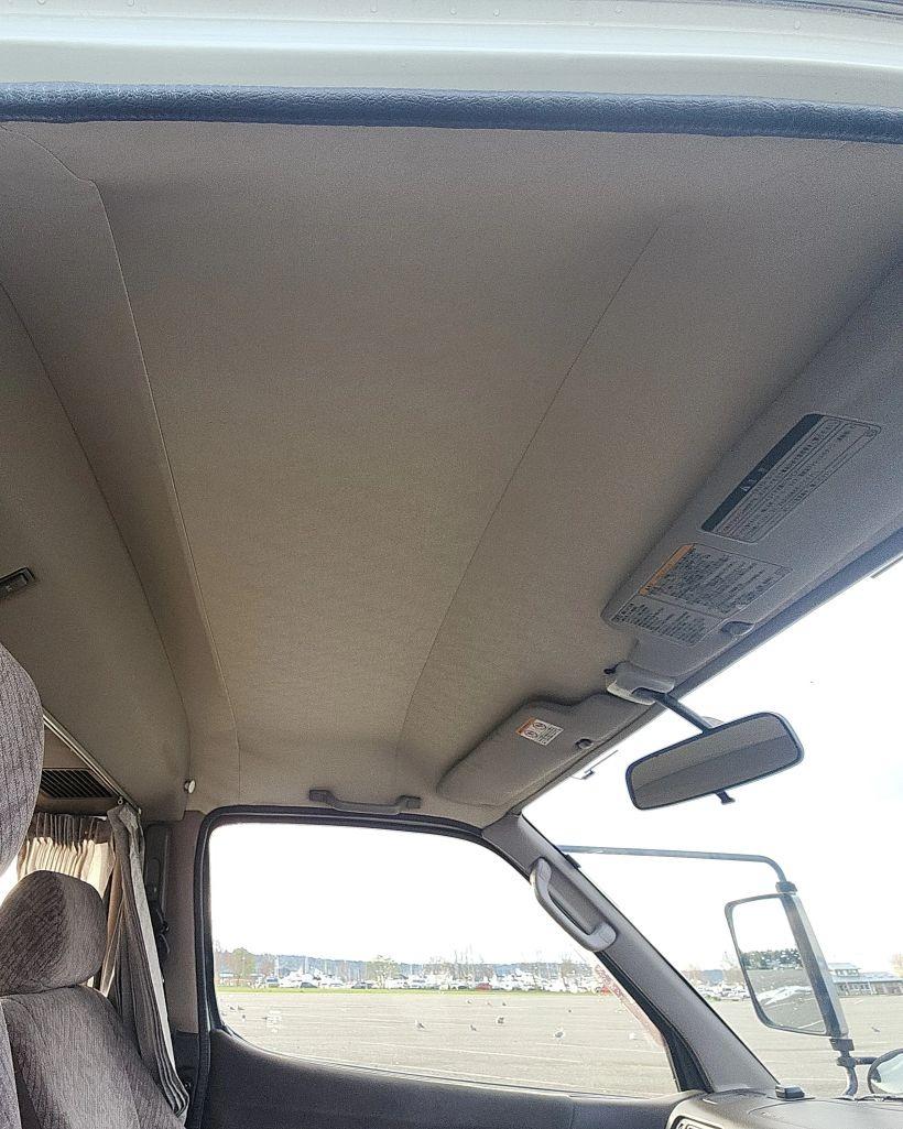 1998 Toyota HiAce Cruising Cabin