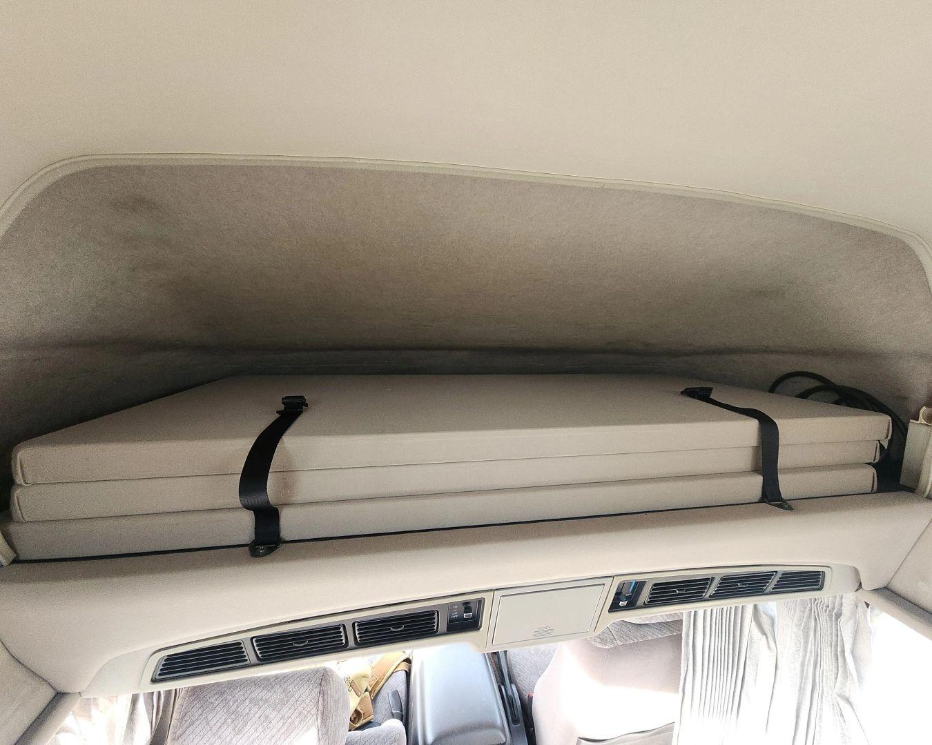 1998 Toyota HiAce Cruising Cabin