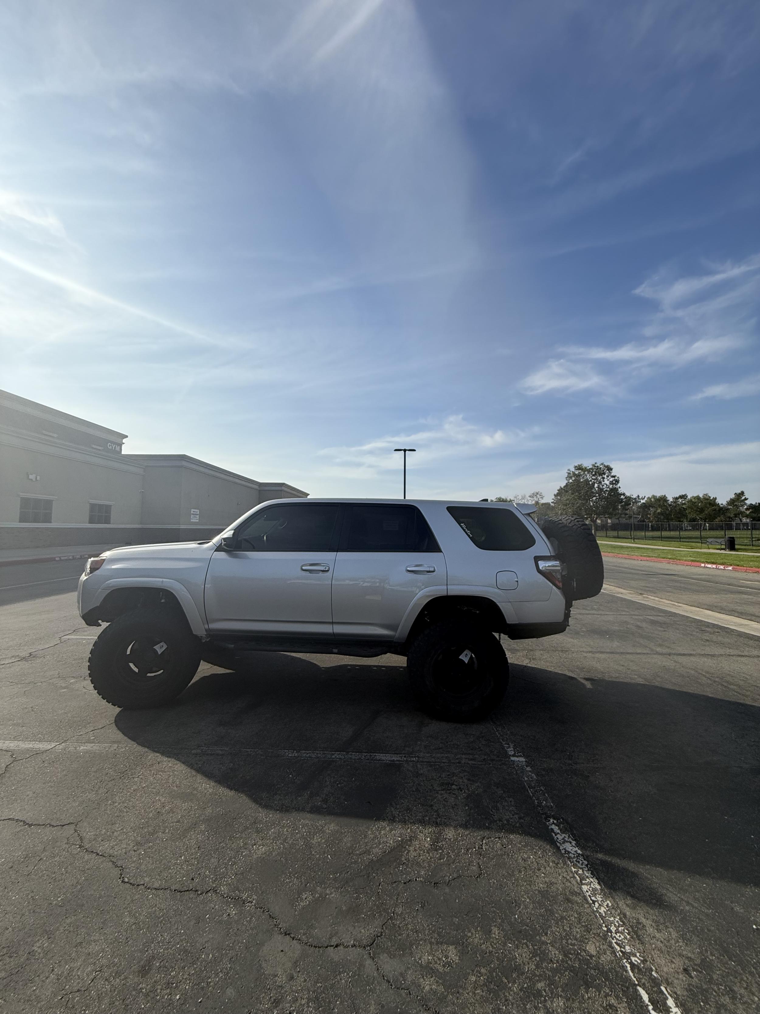 2018 Toyota 4Runner SR5 - 5