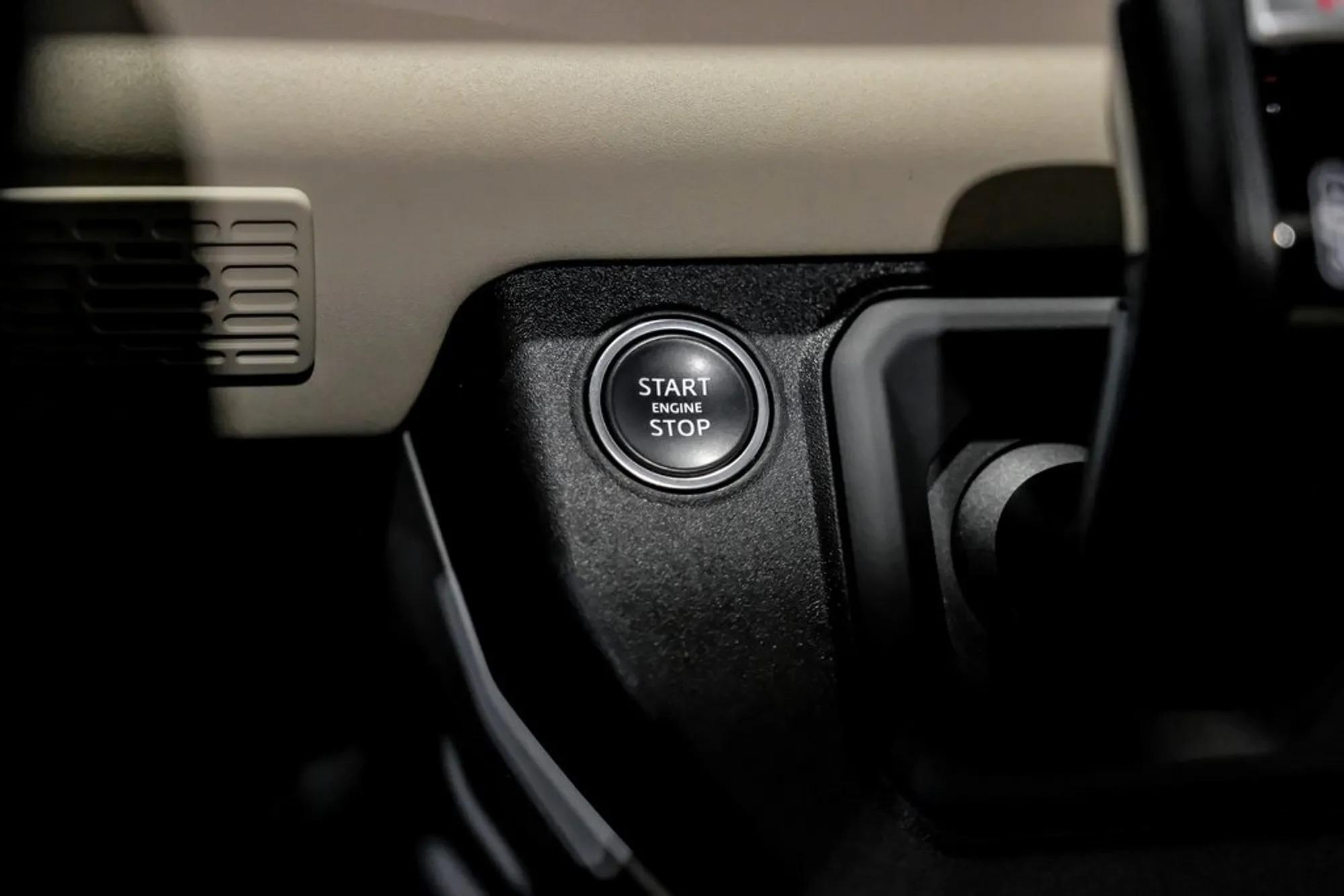 2022 Land Rover Defender 90 X-Dynamic S