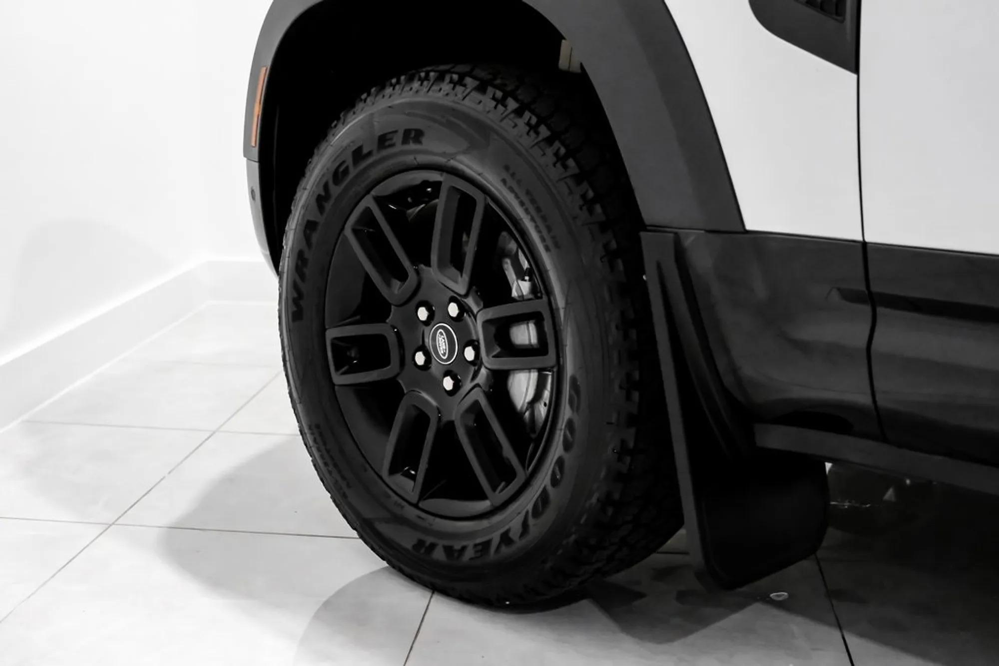 2022 Land Rover Defender 90 X-Dynamic S